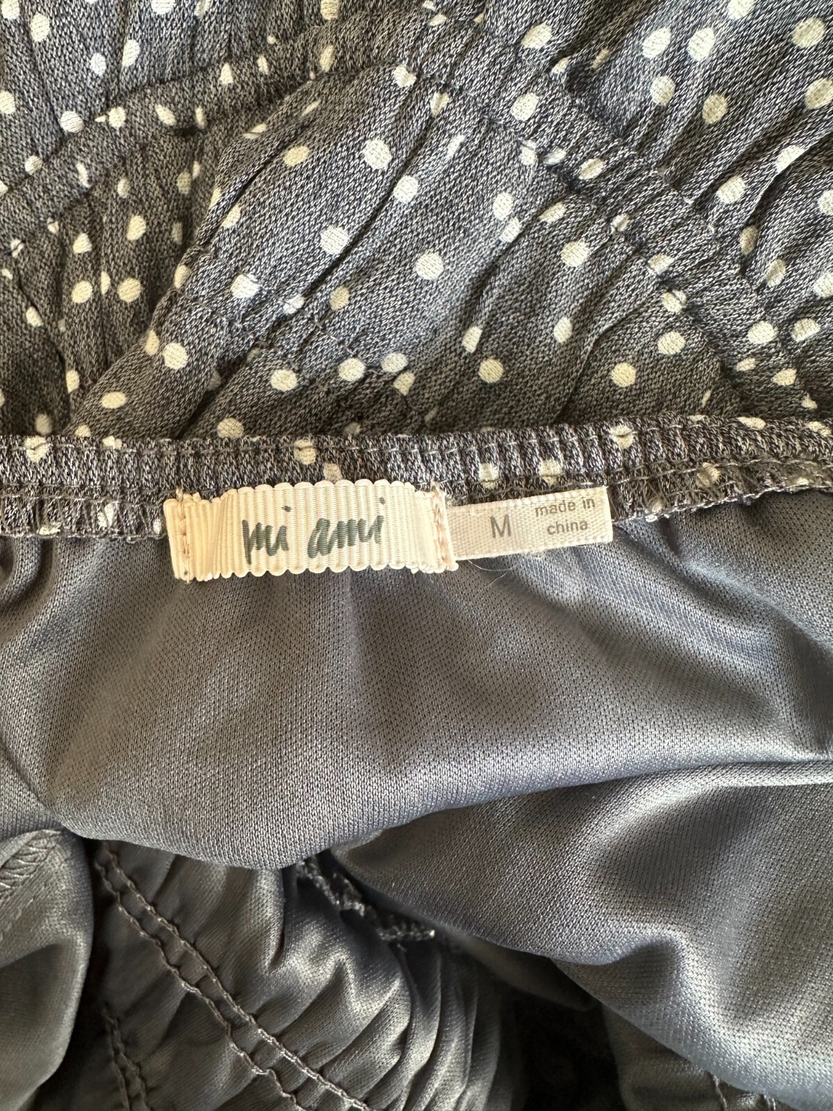 Mi Ami Grey & White Puffy Sleeve Dress w/Rouched Waist Size Medium