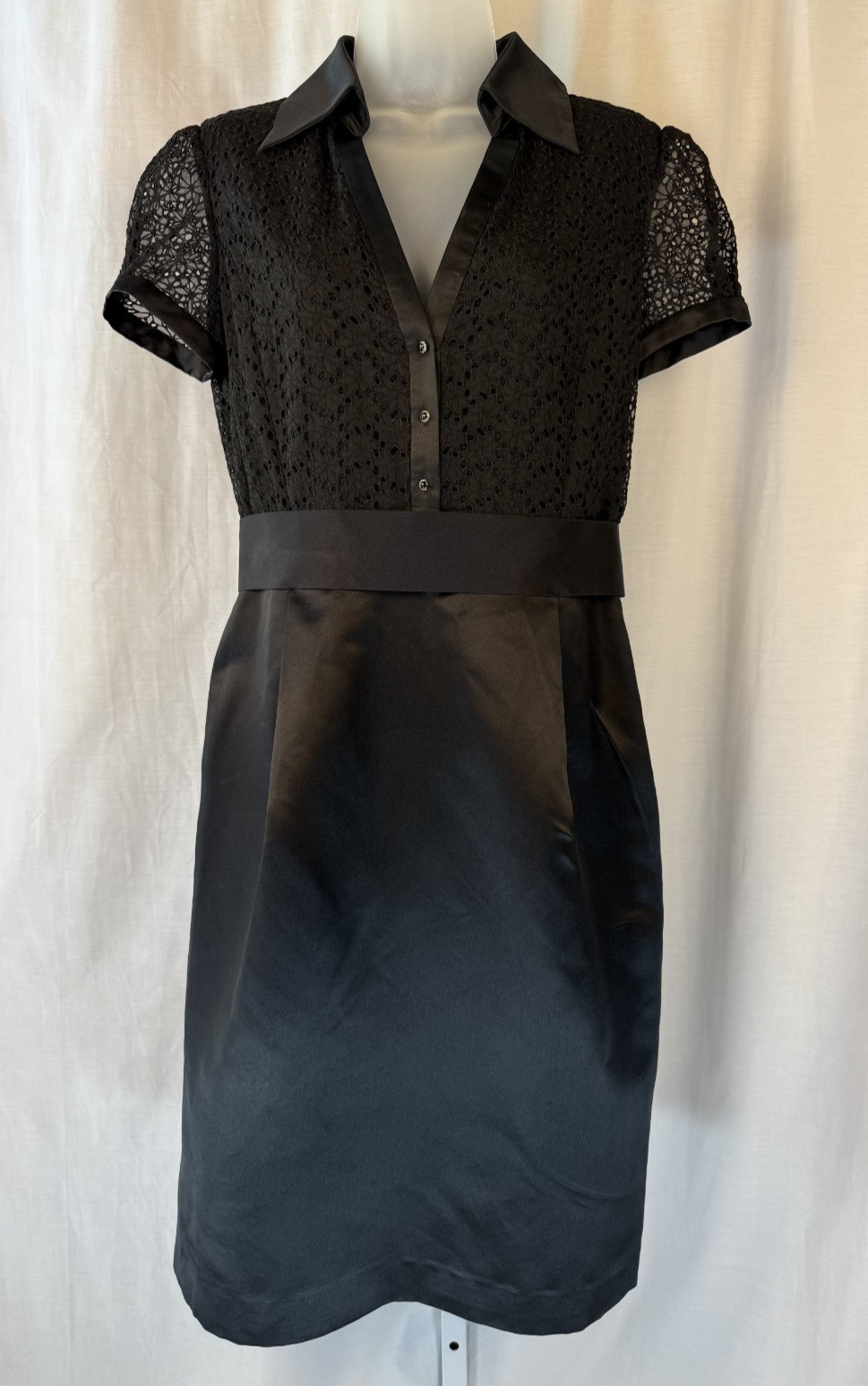 Carolina Herrera Black Collared Eyelet V-Neck Silk Blend Dress Sz 8