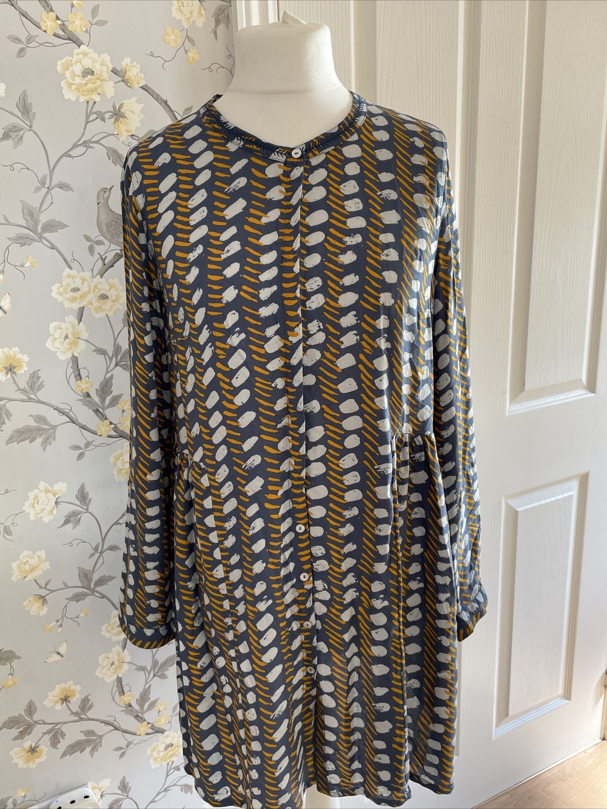 White Stuff Chambray Blue Gold Grey Abstract Print Shirt Dress Ladies Size 12