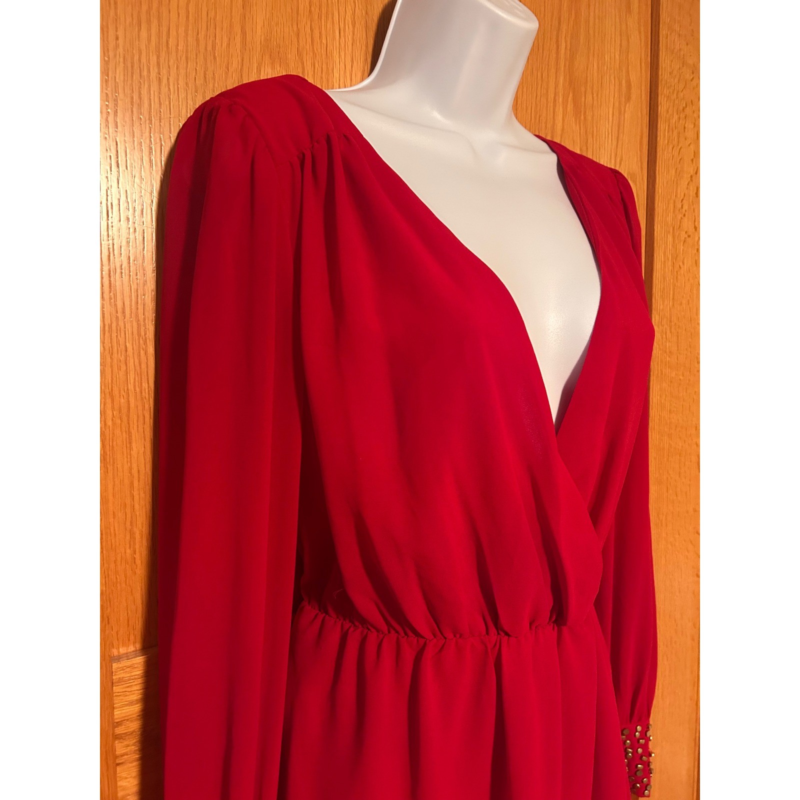 Red Plunging Deep V-Neck Studded Cuff Mini Dress Chiffon Long Sleeve Size Large