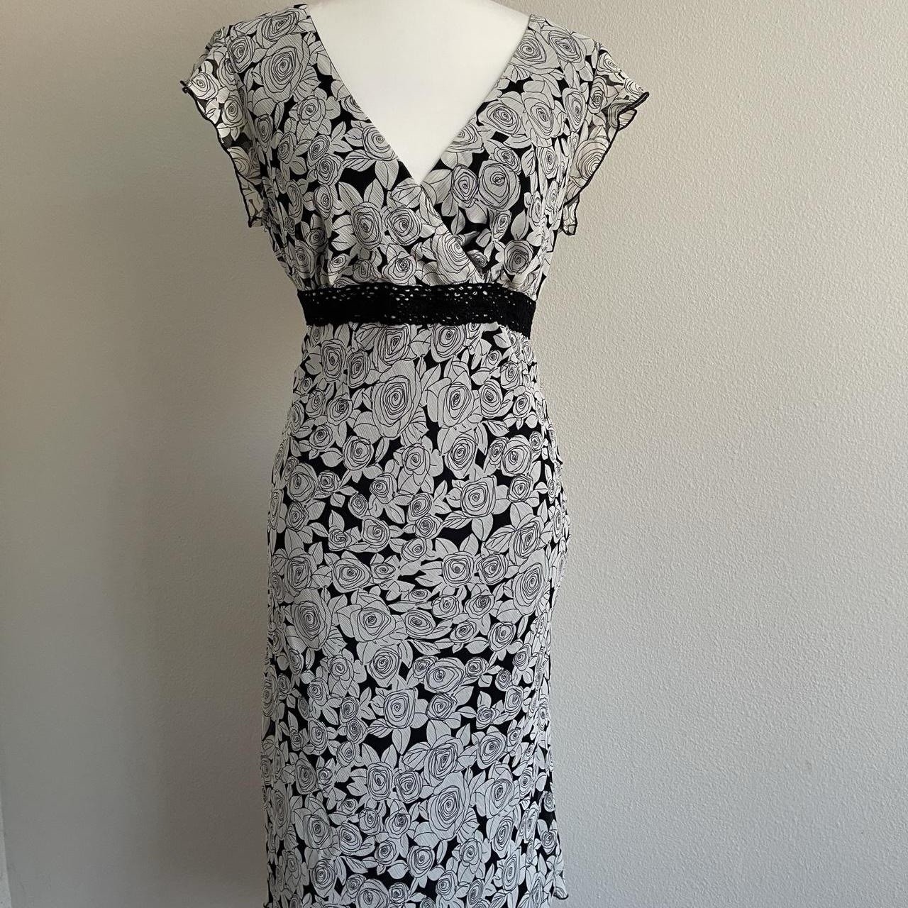 B.I.Y.A.Y.C.D.A Gray And Black Floral Chiffon Midi Dress Size 10