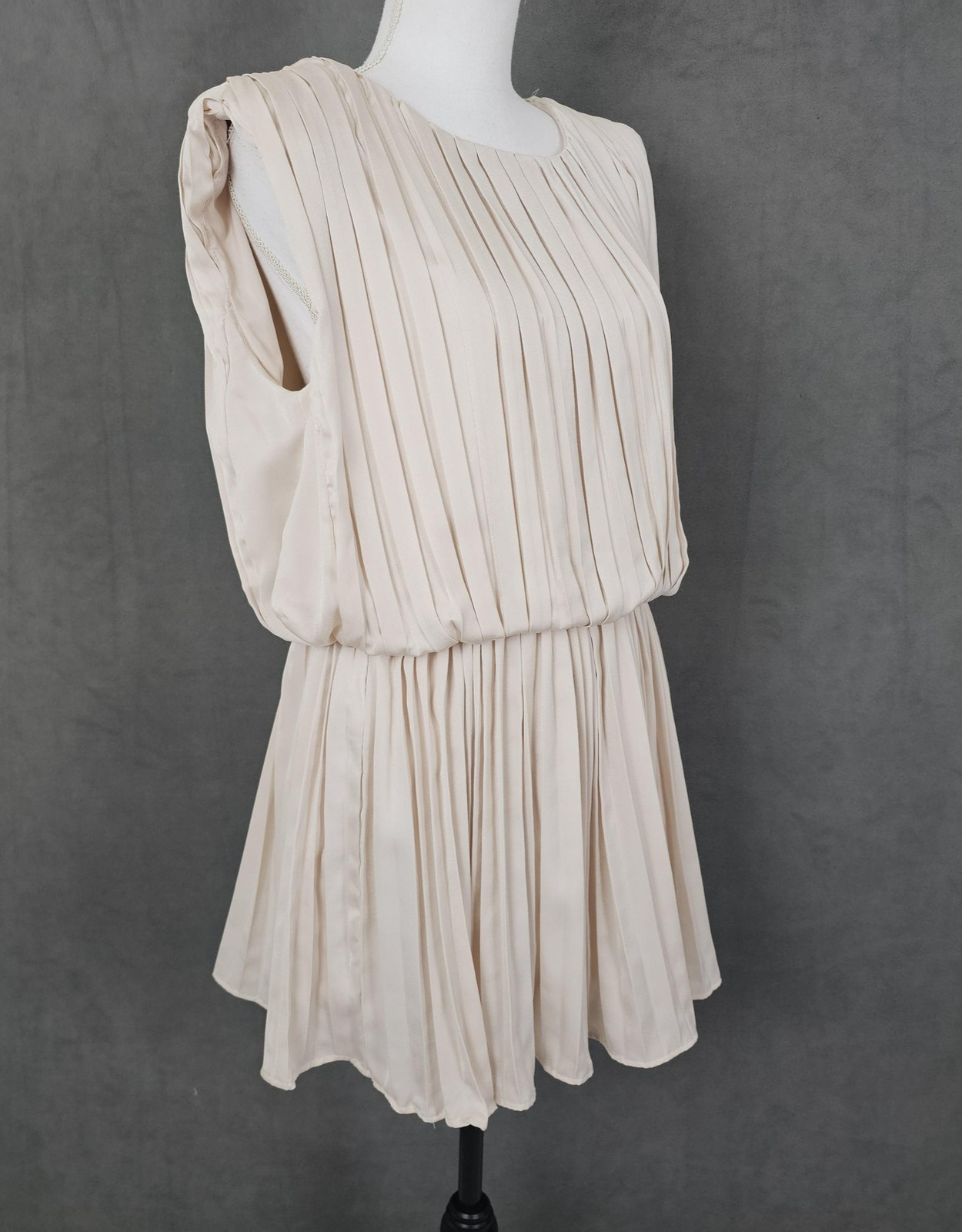 Hausen Dress Womens Medium Beige Pleated Sleeveless Blouson Mini Party Dressy