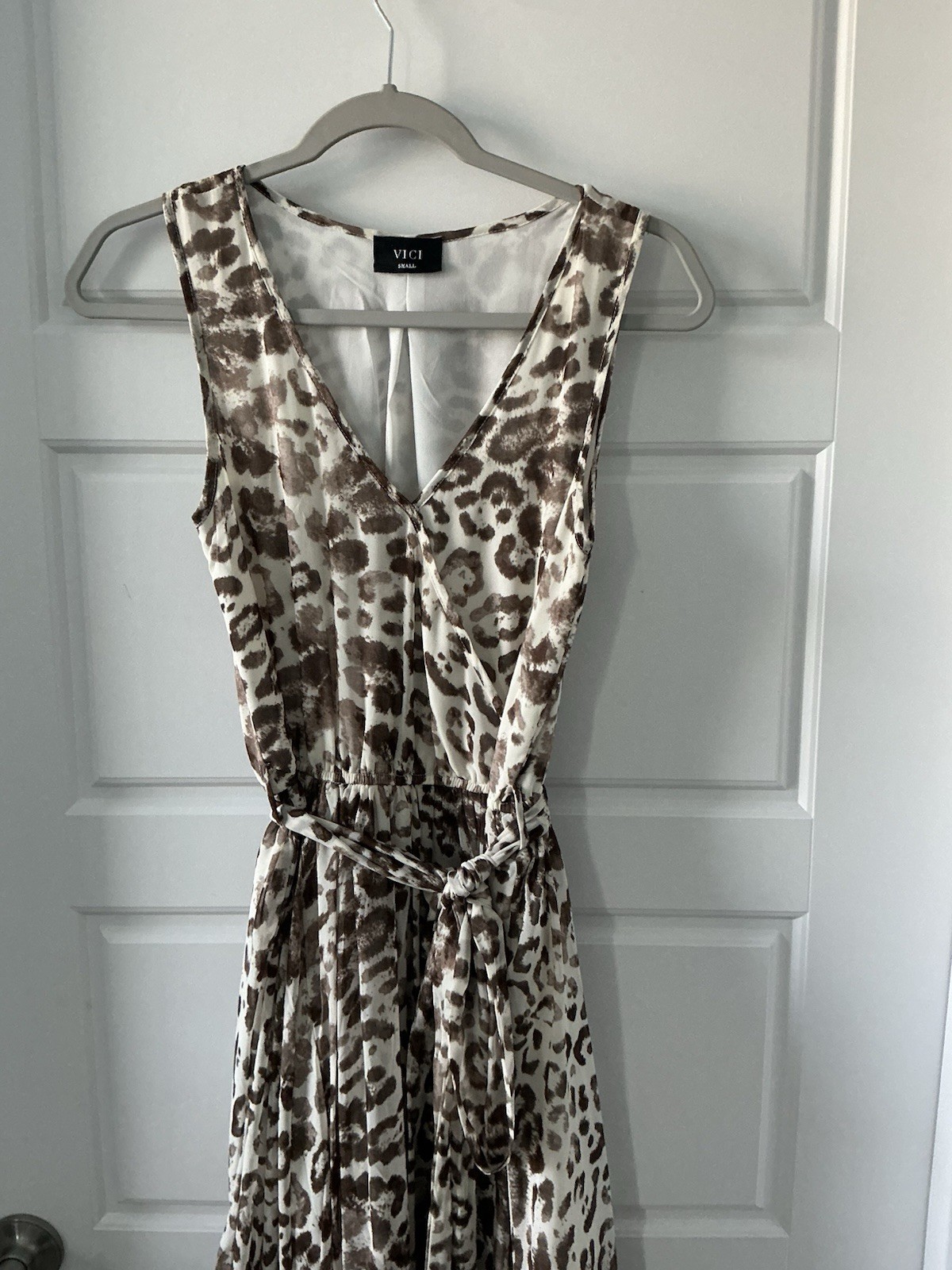 VICI Beige/Brown Leopard Animal Print Chiffon V-Neck Lined Maxi Dress S