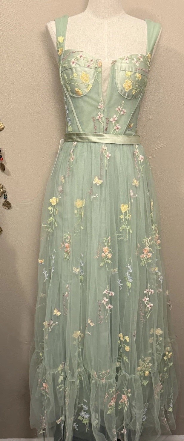 NWT Floral Tulle Layered Mint Green Fairy Corset Embroidered Maxi Dress Size 8