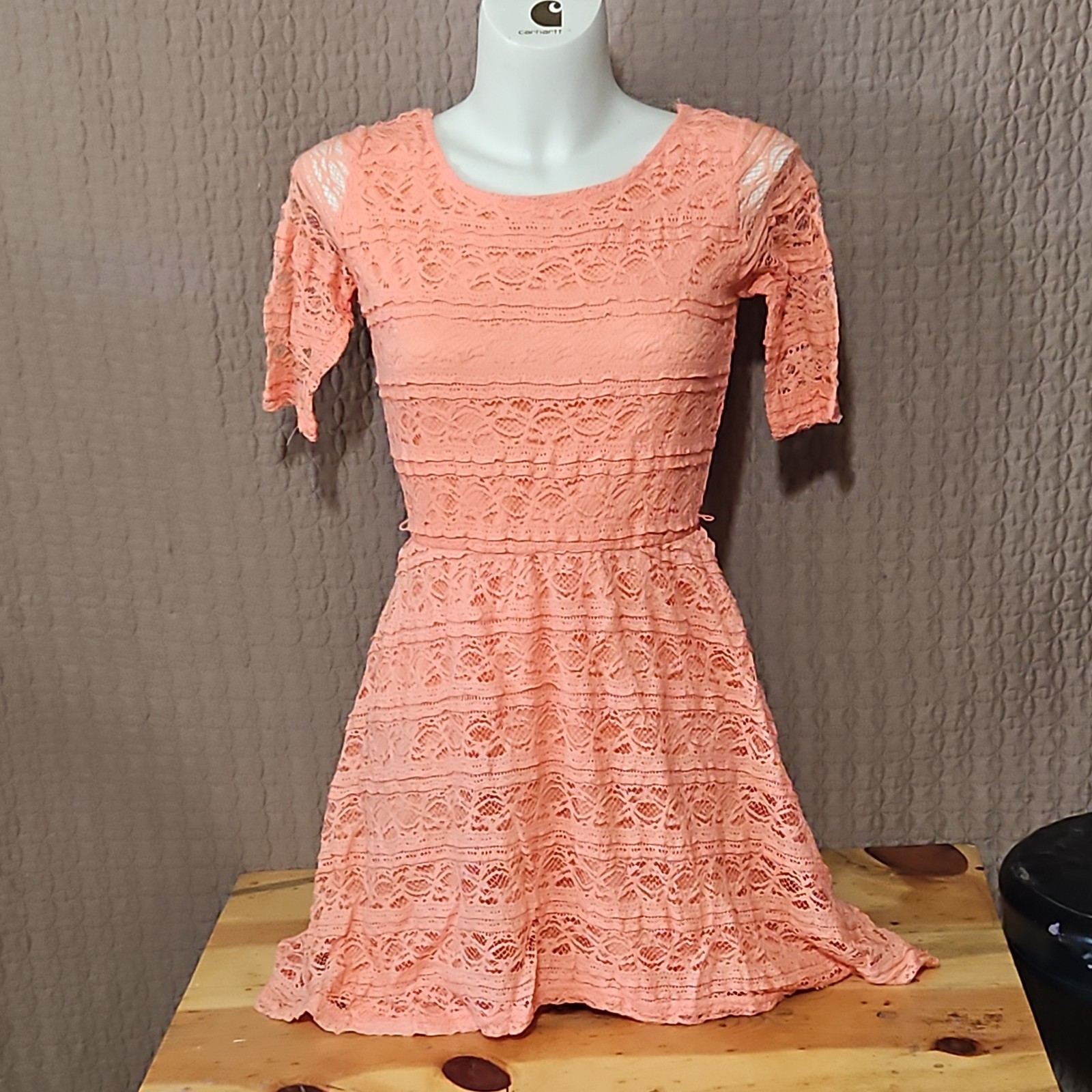 Rewind Women’s Orange Solid Lace Scoop Neck Short Sleeve Fit & Flare Dress M