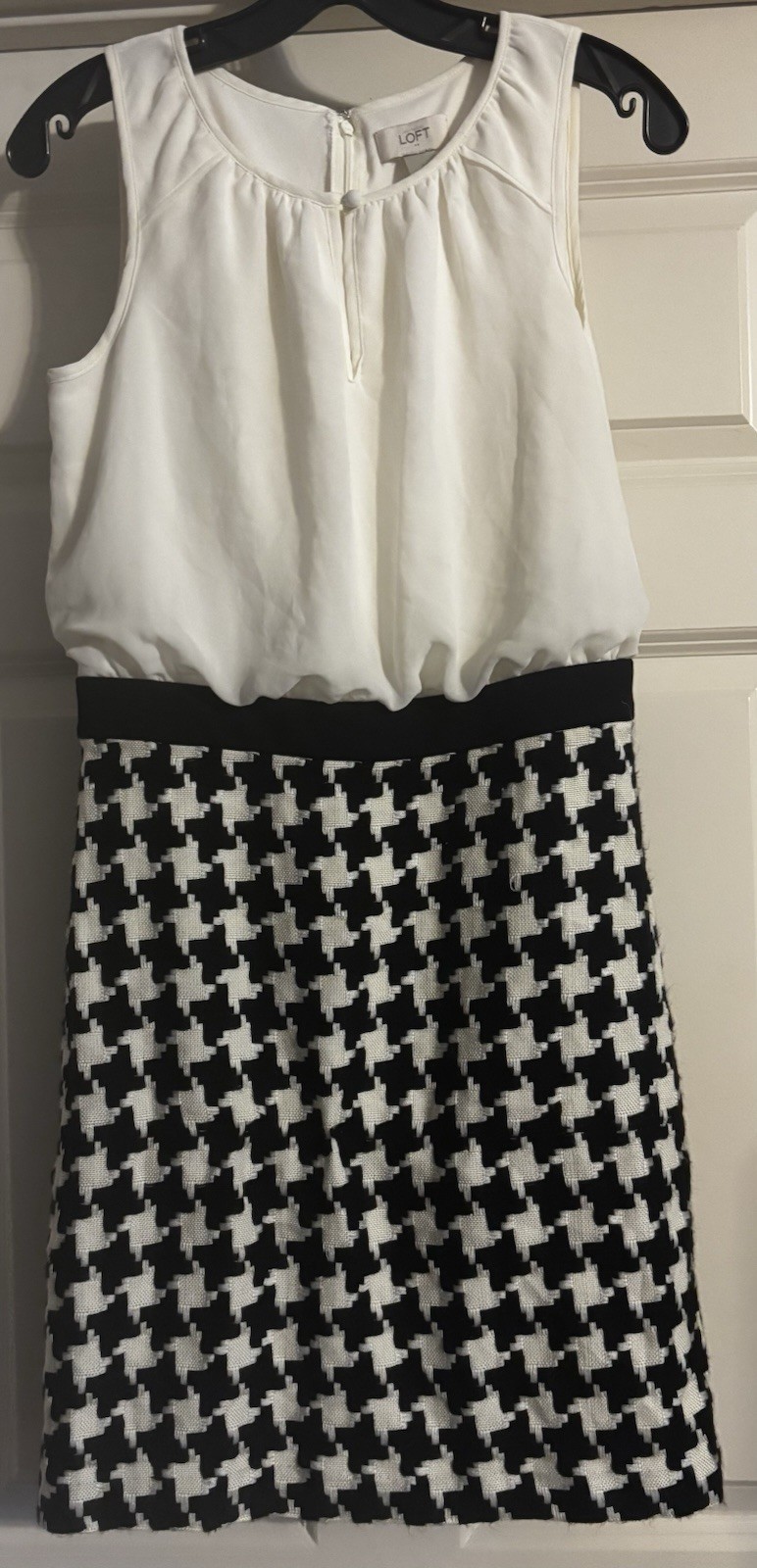 Loft Vintage Old Money Quiet Luxury Houndstooth Coastal Preppy Mixed Media 2
