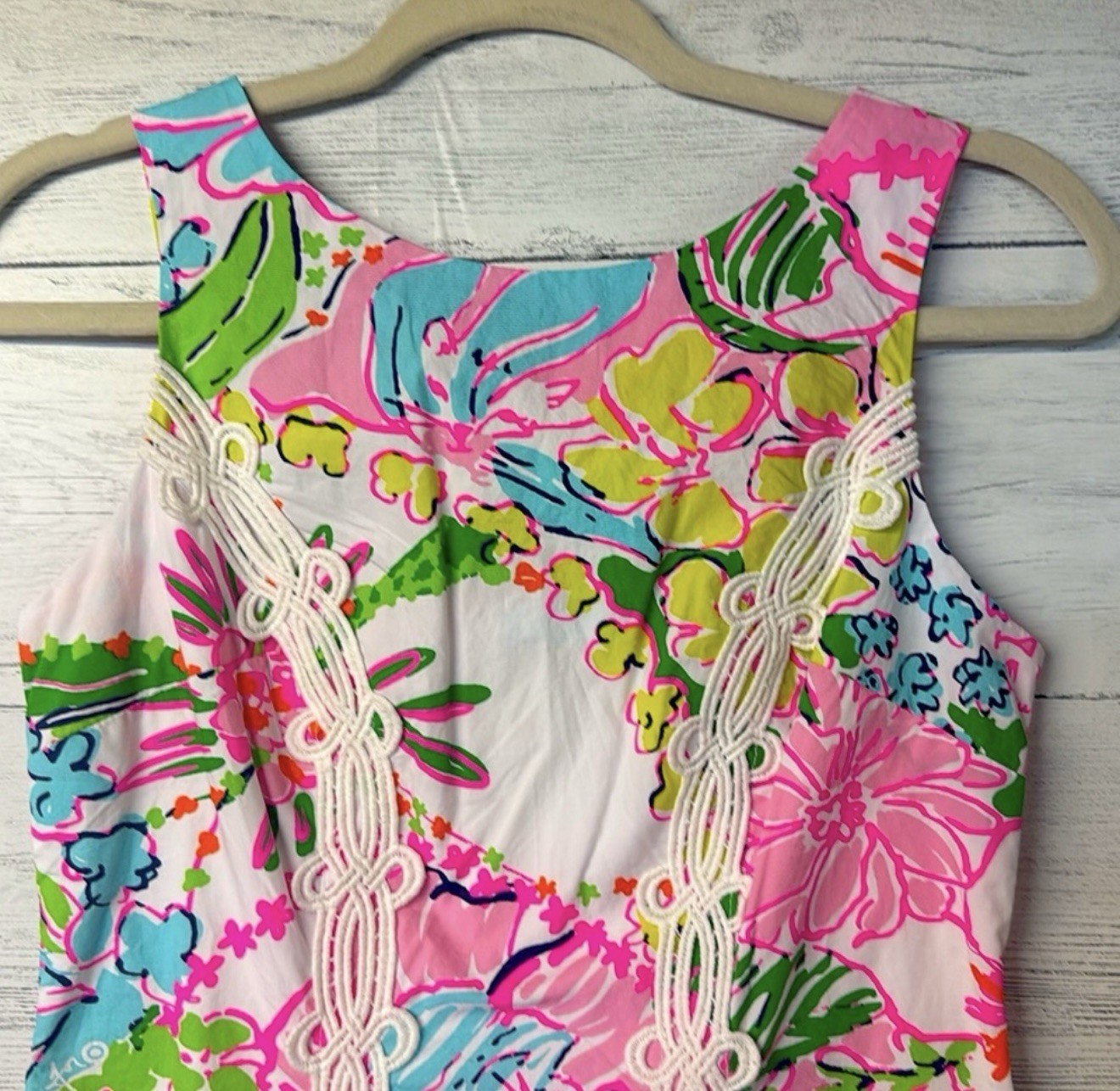 Lilly Pulitzer Pink Floral Shift Mini Dress Scoop Neck Lace Trim Zip Women 2