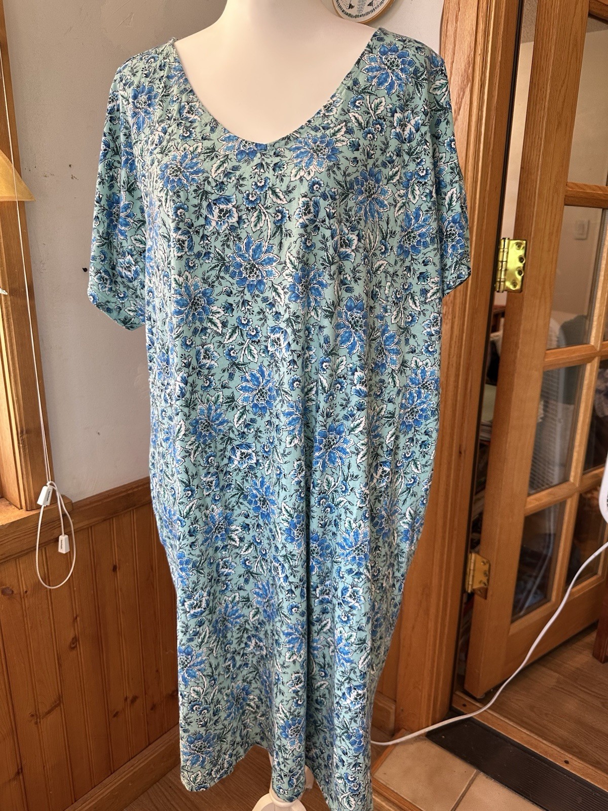 J Jill Pure Jill Soft V-neck T-shirt Dress Mint Green-Blue Floral Women’s 2X