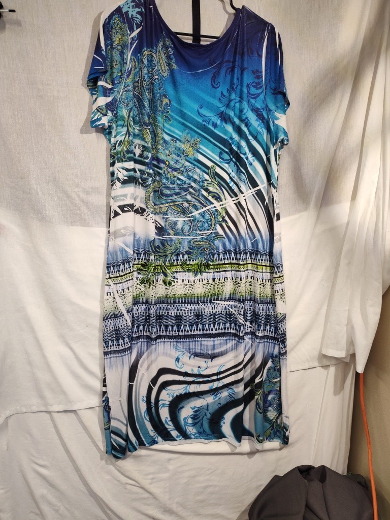 womens plus size dresses 18-20 Abstract Midi Stretch Short Sleeves Avenue