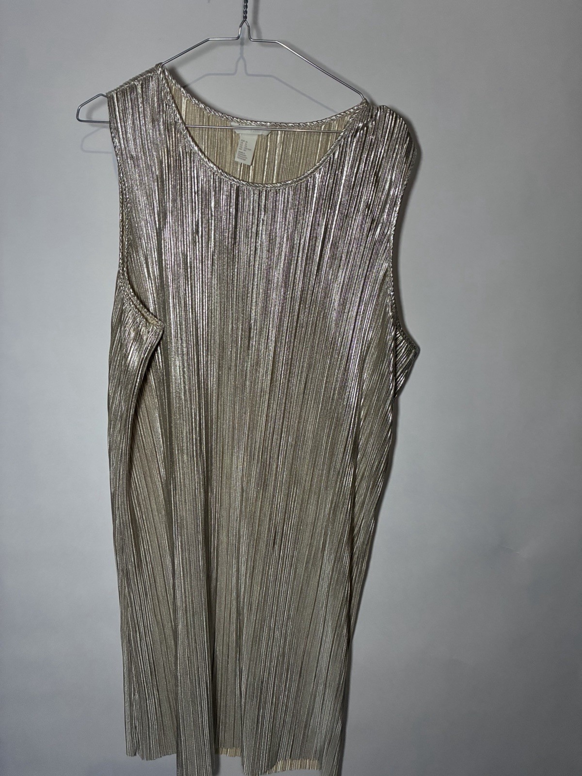 H&M Silver Metallic Pleated Round Neck Sleeveless Shift Dress Knee Length XL