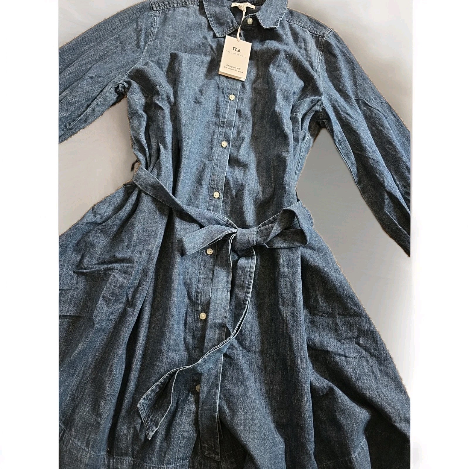 Womens Free Assembly Long Sleeve Shift Denim Dress Indigo Wash Size L. CB1