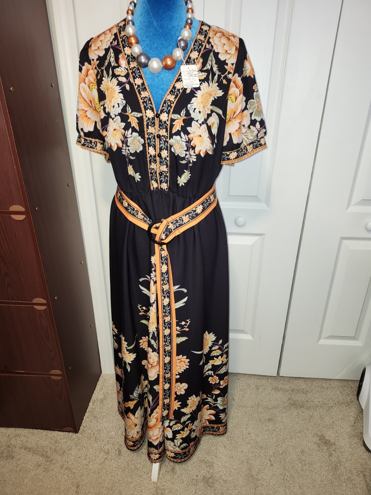 elegant midi floral harvest dress sz 14- xl with necklace,earrings,bracelet.