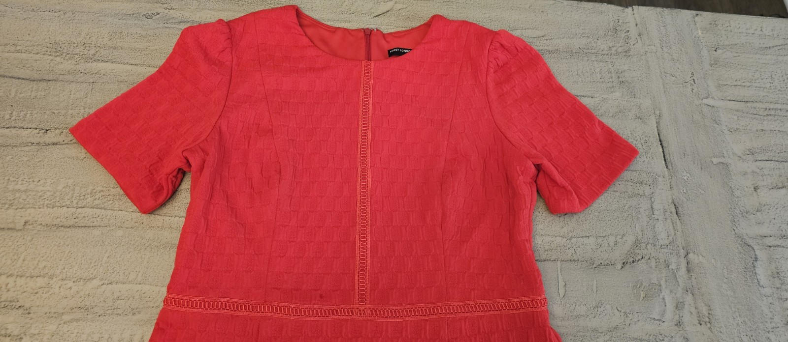 Maggy London Women’s Size 12 Red Solid A-Line Knee Dress Short Sleeve Zip