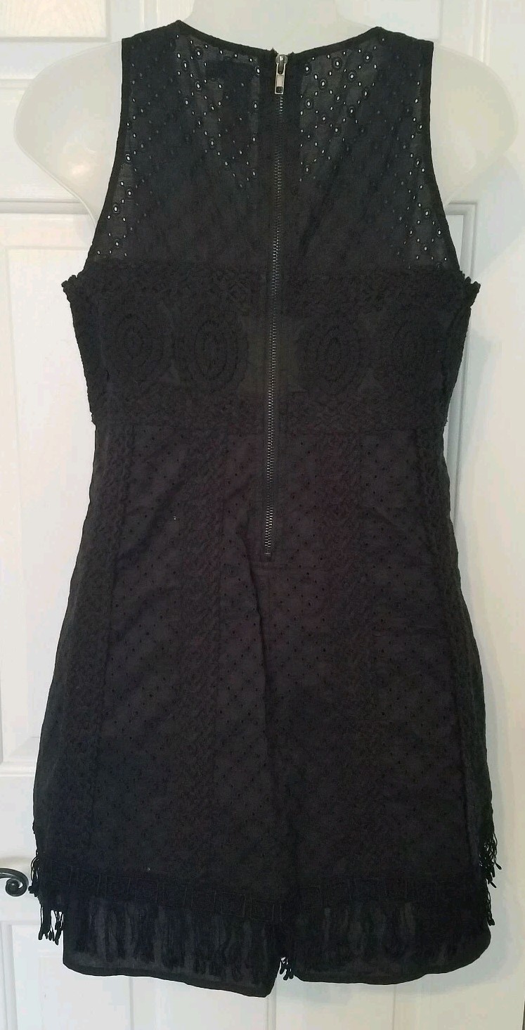 XXI TWIST black Eyelit Lace Embriodered fringe trim above knee Dress, Small