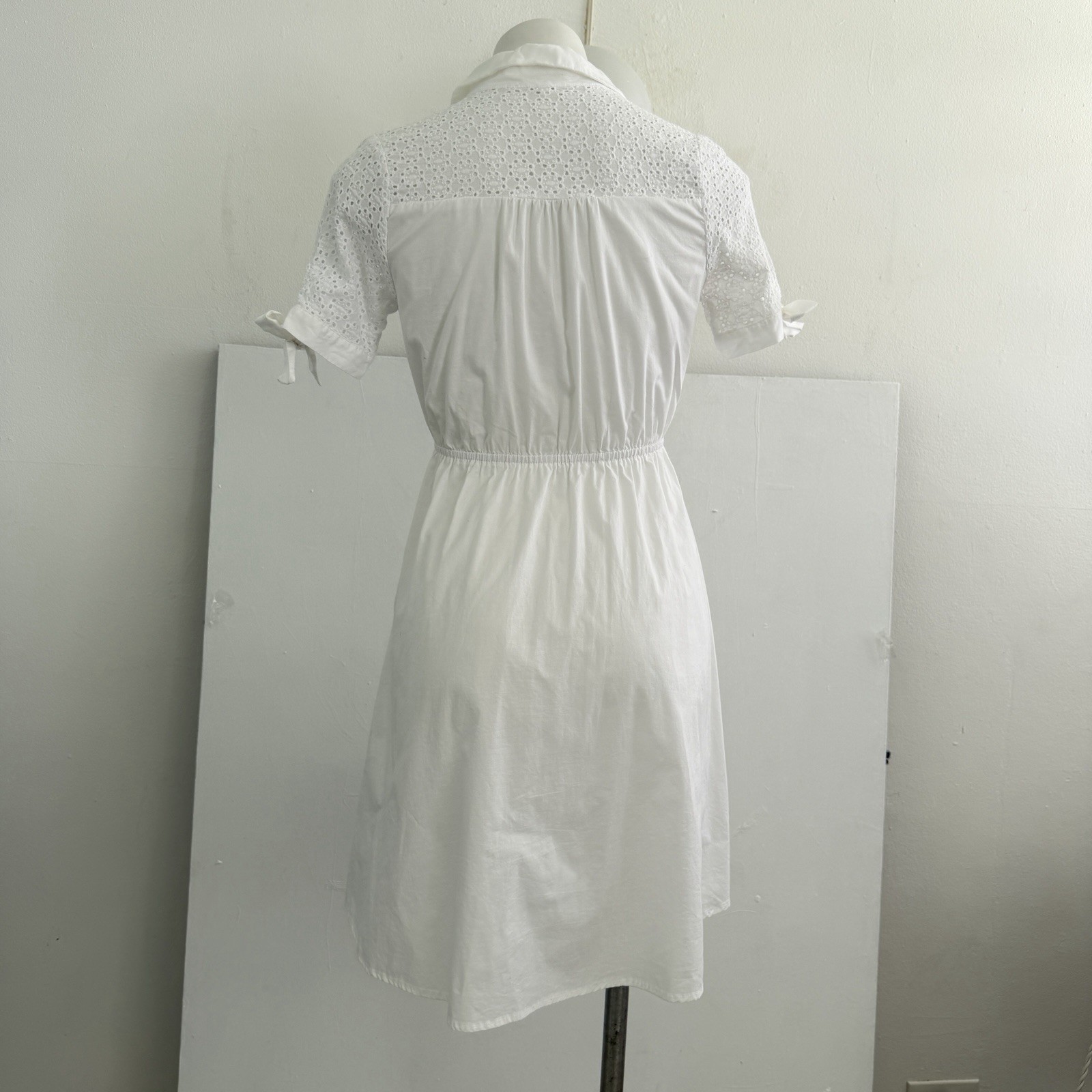 NEW MONTEAU White Eyelet Button Front Dress SMALL Short Sleeve Tie Cuff Women