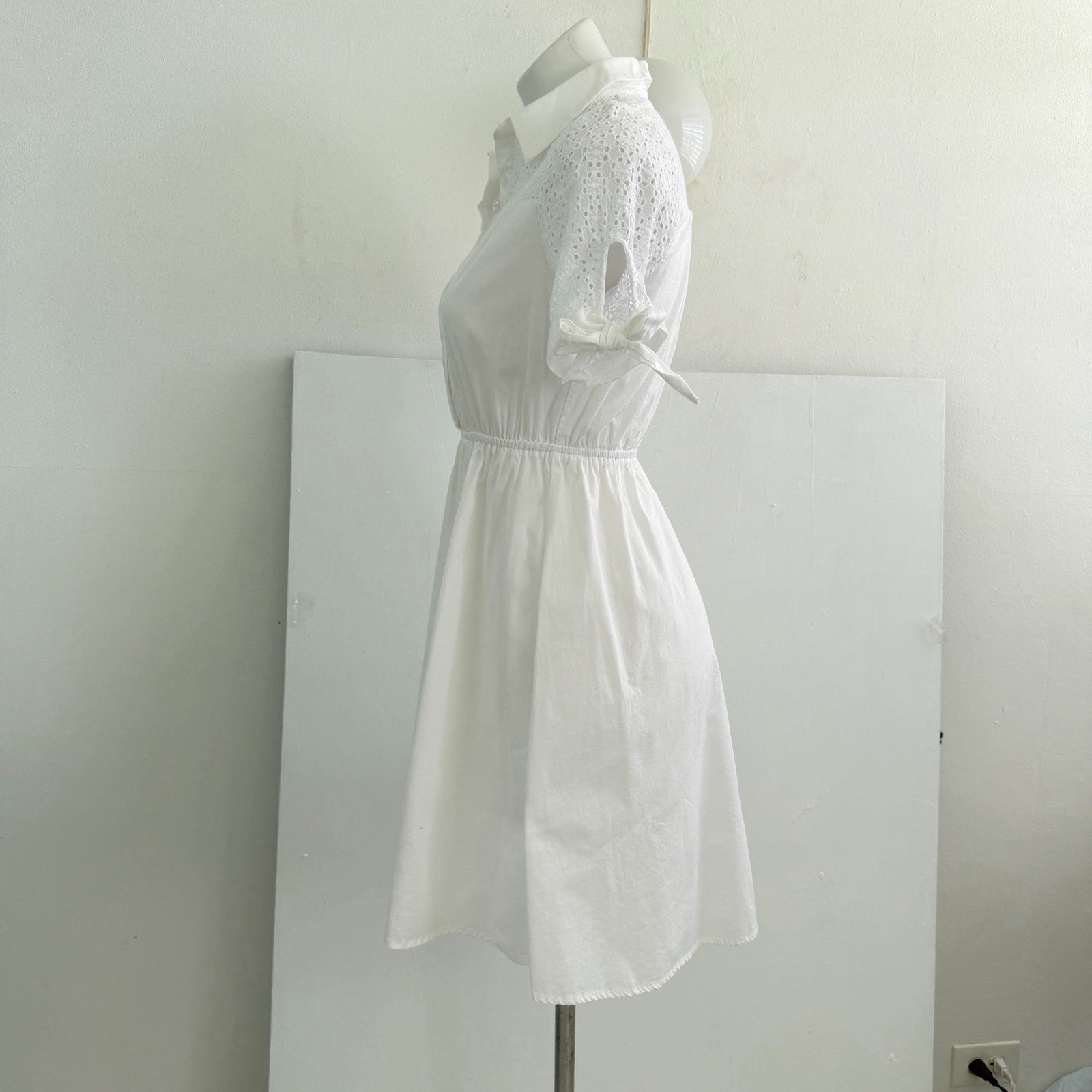 NEW MONTEAU White Eyelet Button Front Dress SMALL Short Sleeve Tie Cuff Women