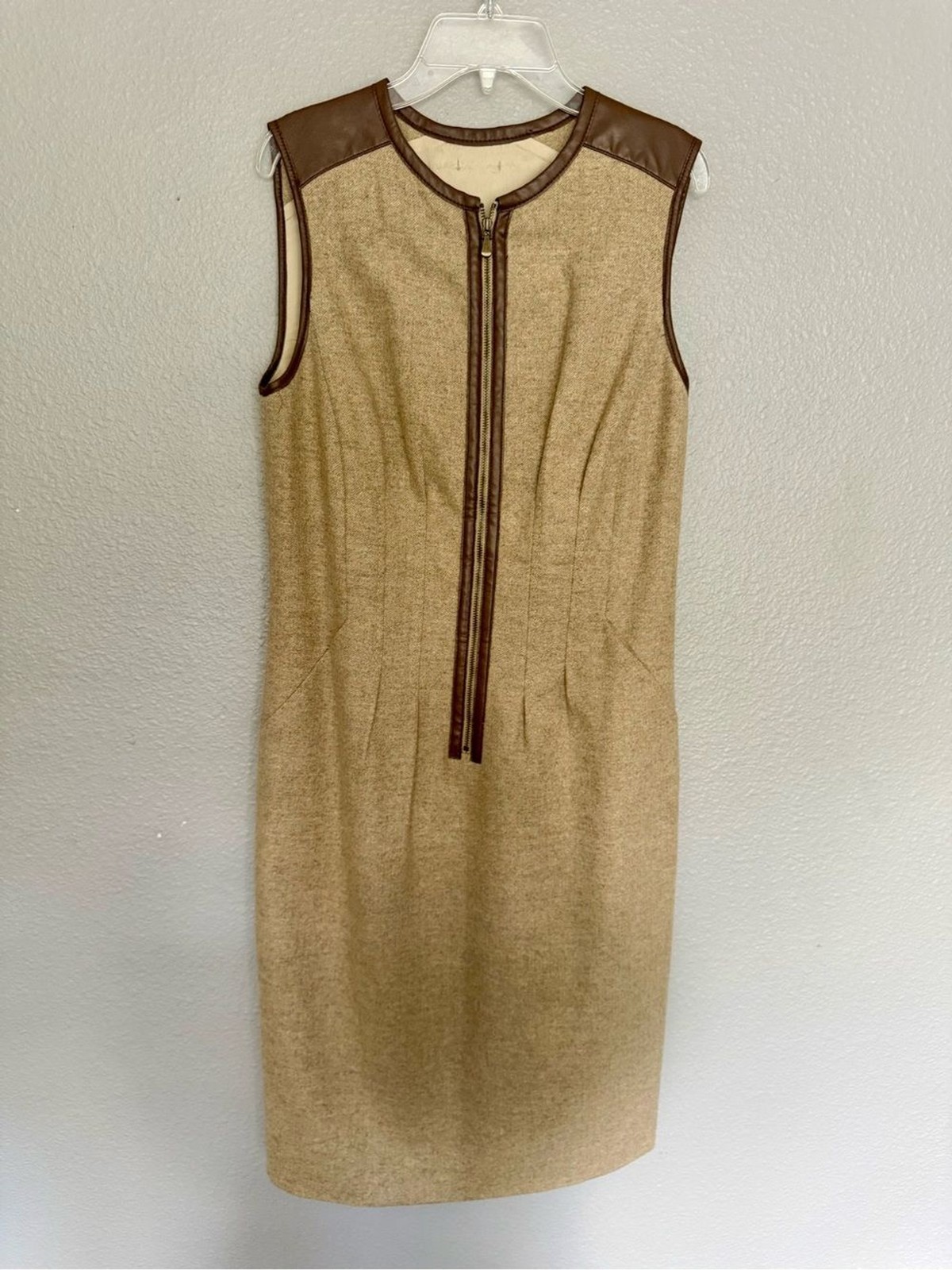 Magaschoni Wool Heritage Dress – Tan Herringbone with Faux Leather Trim