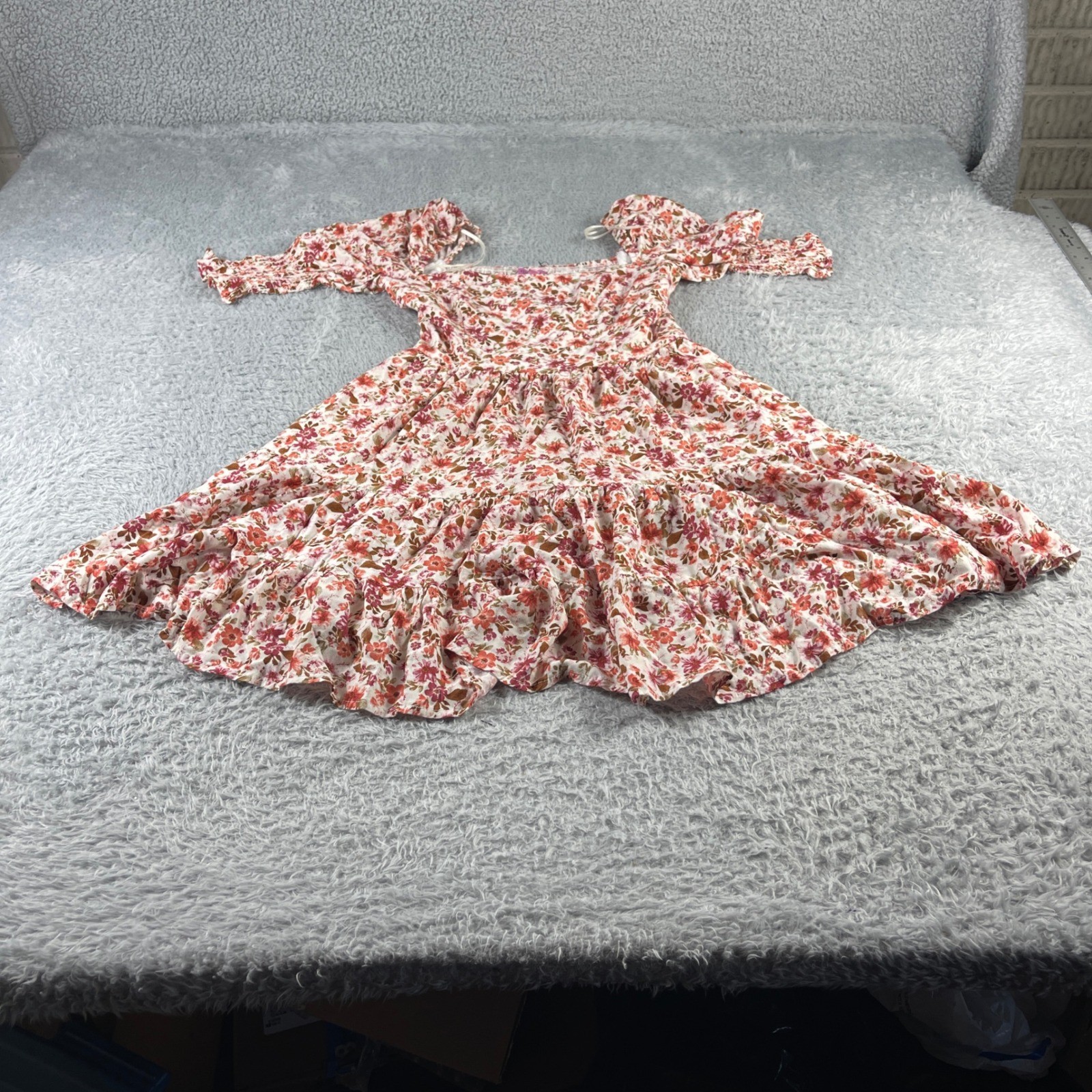 Mi Ami Francesca’s Floral Smocked Mini Dress Pink Orange XS SABINLY A180