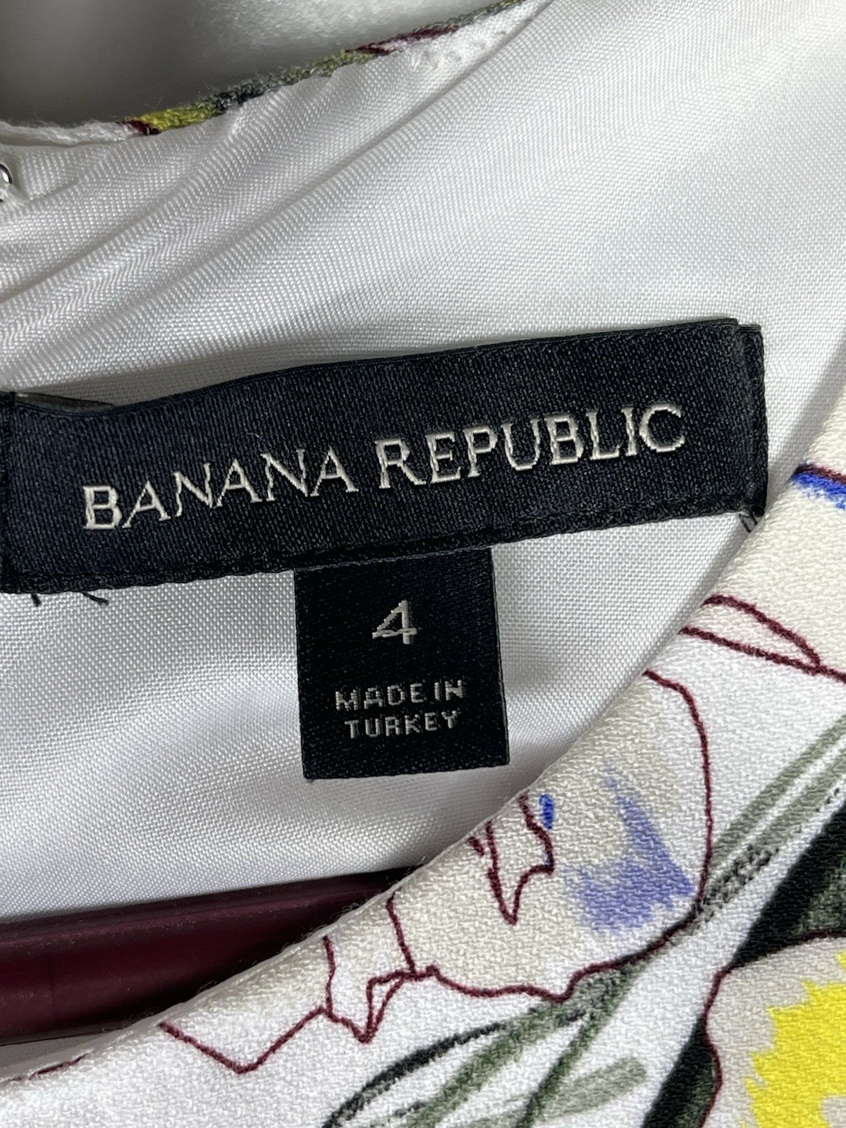 Banana Republic Floral Shift Dress Size 4 Preppy Girly Lightweight Lined EUC