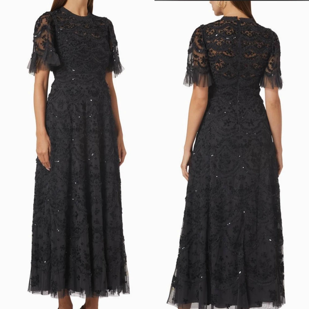 Casual Lace Applique Evening Gown with Sequins A-line High Neck Prom Ball Dress