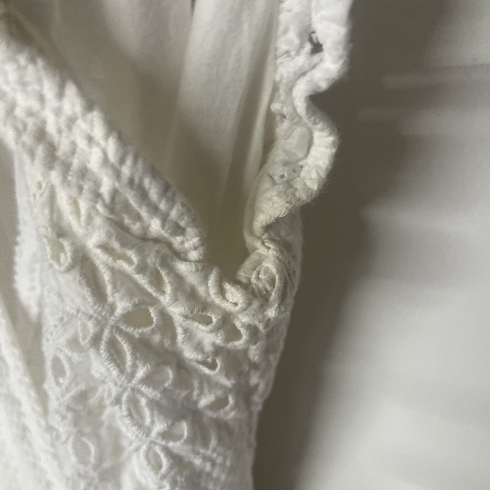 JCrew White Eyelet Wrap Dress Size 2 Cotton Flutter Sleeve Cottagecore White