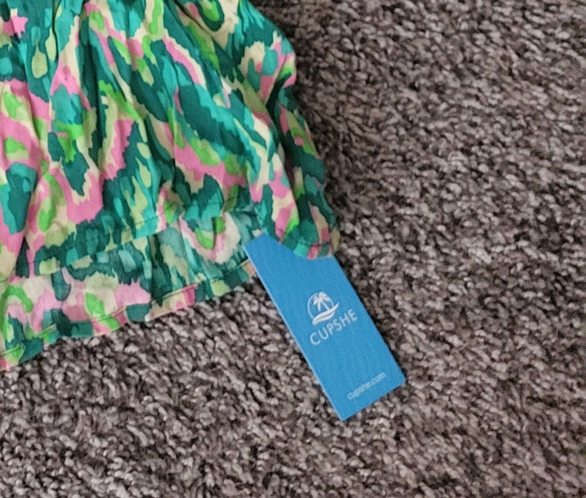 CUPSHE XS Green Pink Print Cover Up Romper – Pool, beach, Runs Like S/M , light