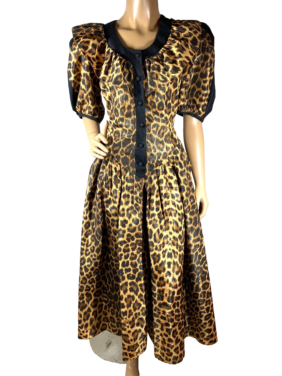 Leopard Print Vintage Dress Size 12 XL Black Details Drop V Waist Button Front