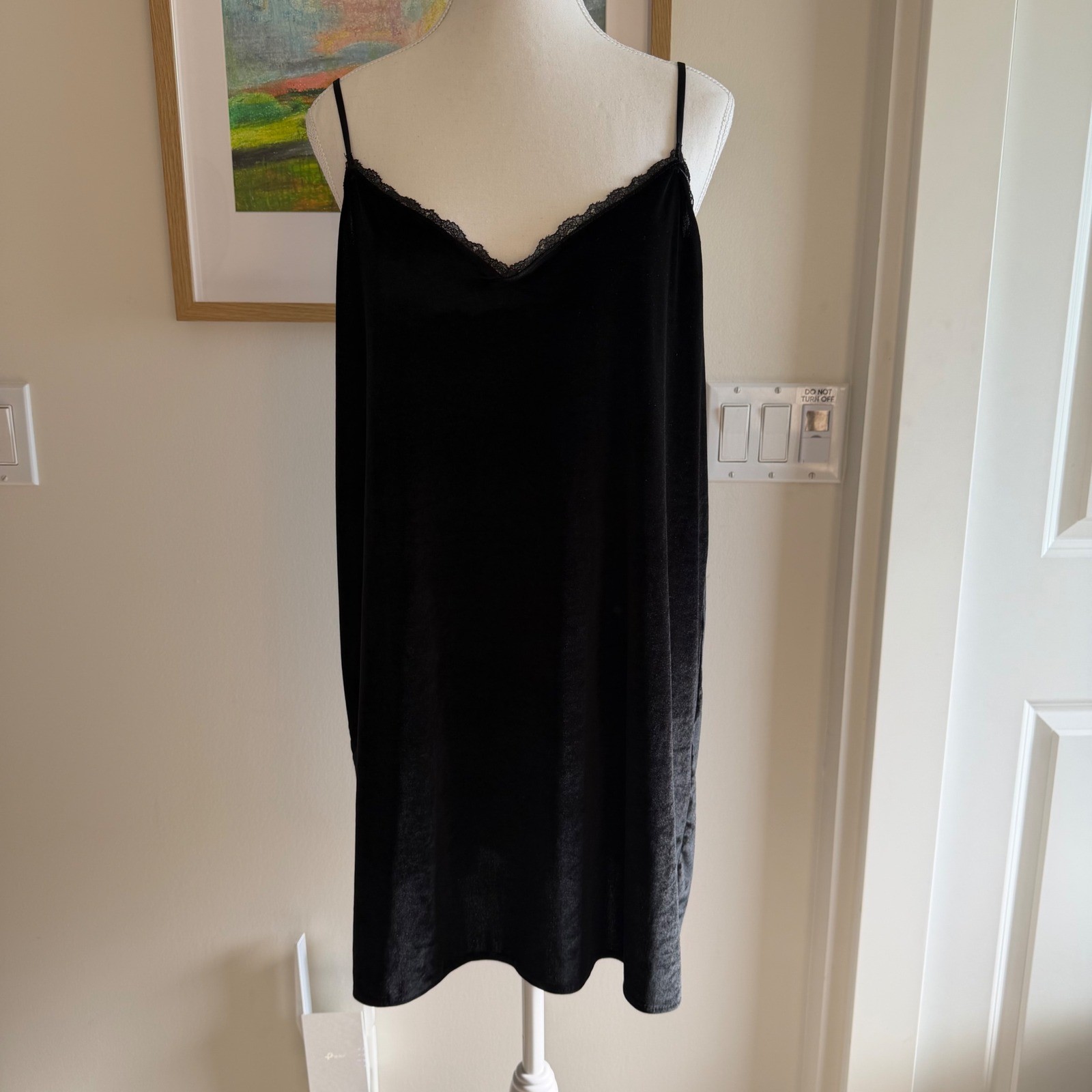 Victoria’s Secret Velvet Lace Trim Slip Dress Black Womens Large Coquette