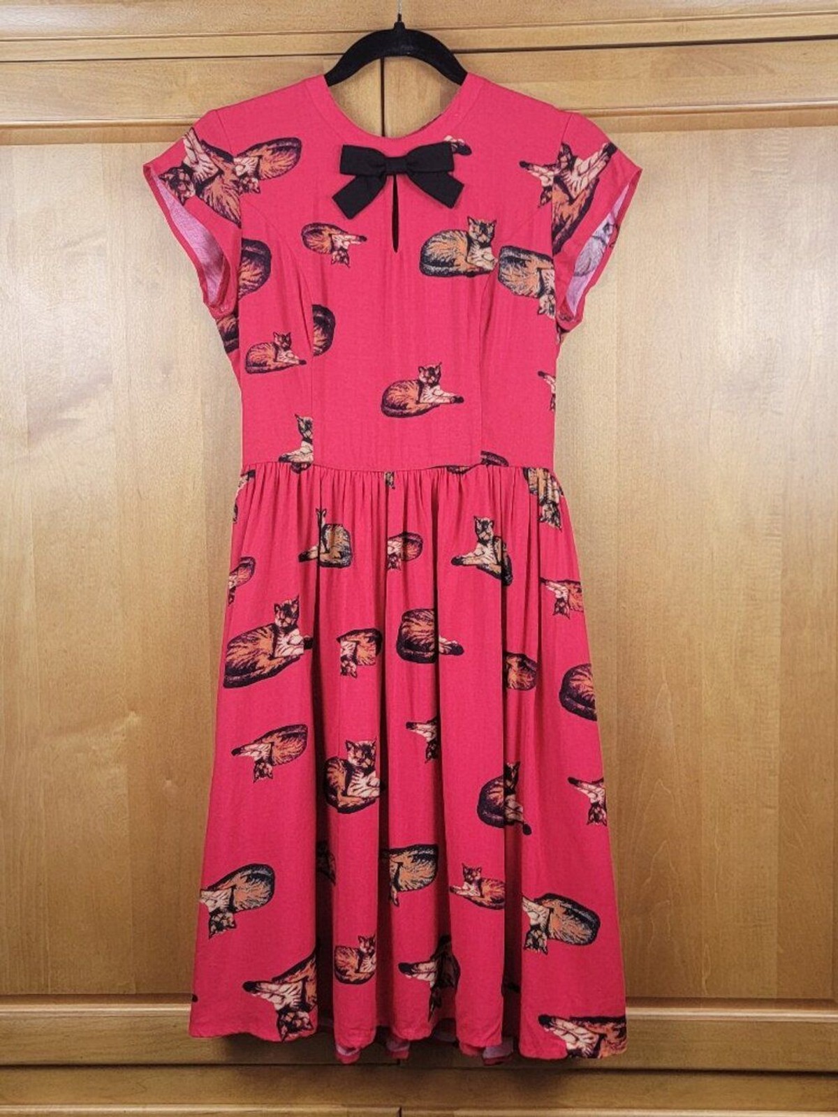 ModCloth Red Retro Sleeping Cat Print Midi Dress – S