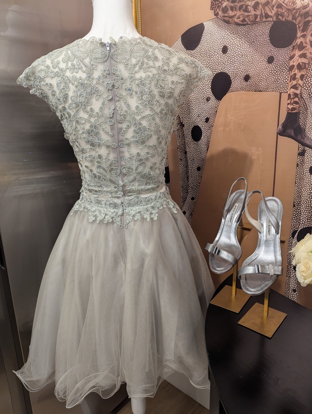 May Queen Size 12 Gray Beaded Embroidered Tulle V-Neck A-Line Knee Dress