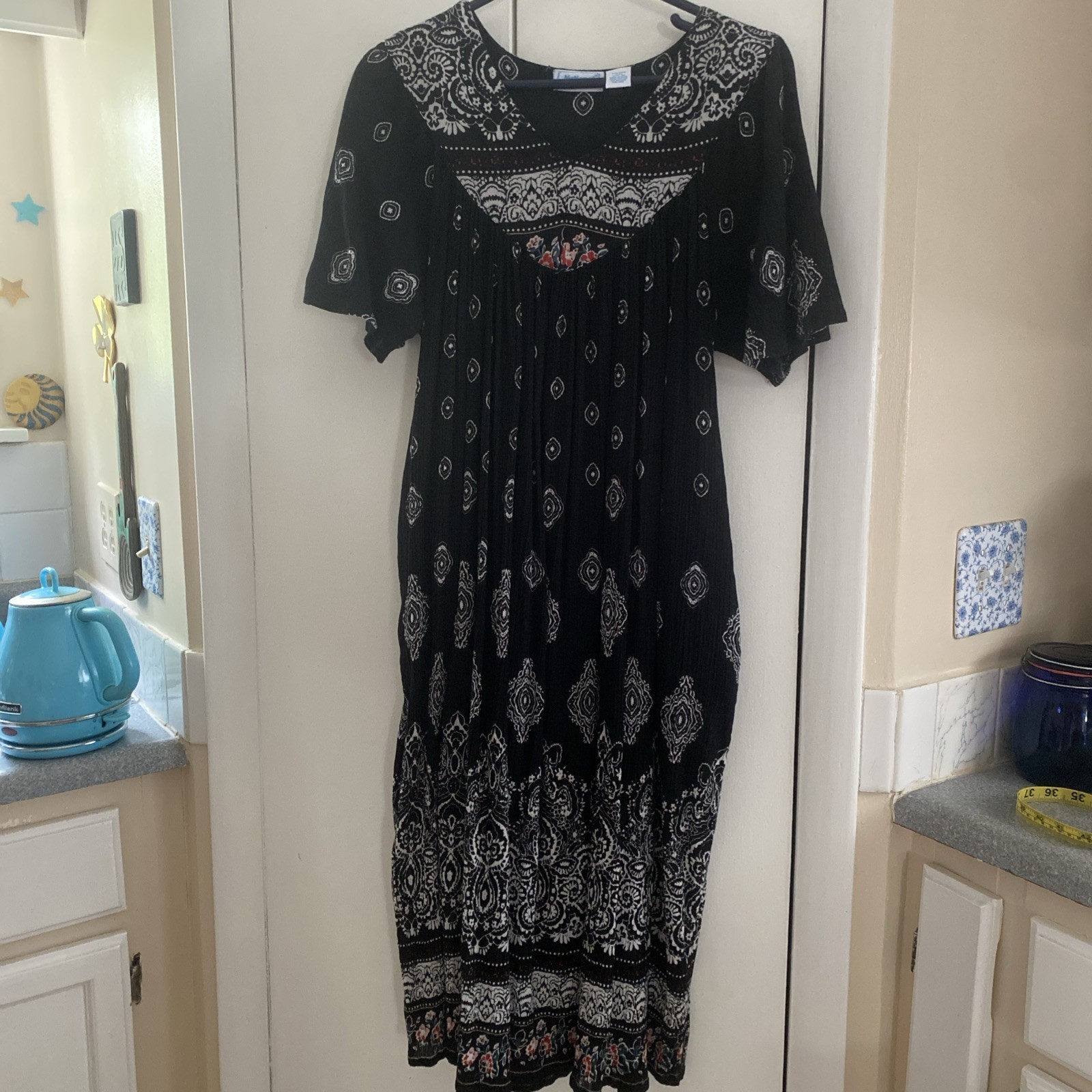 National Since 1952 Gauze Shift Dress Black Boho Floral Pockets Sz Medium India