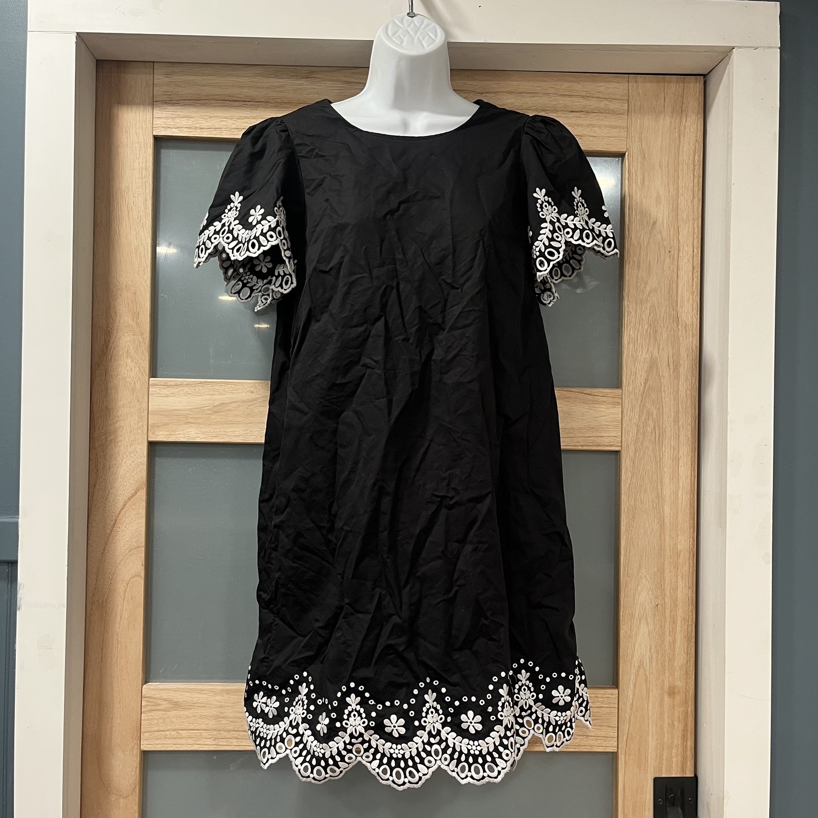 Kate Spade Scallop Flutter Sleeve Cutwork Dress Black Broome St Size Medium