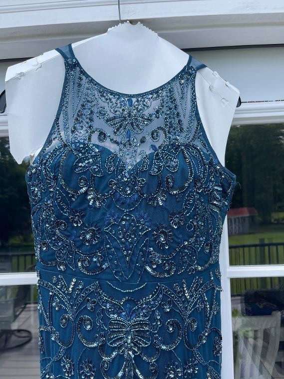 Aidan Mattox Blue Sequin Beaded Evening Gown Women’s, Size 8. Worn once!