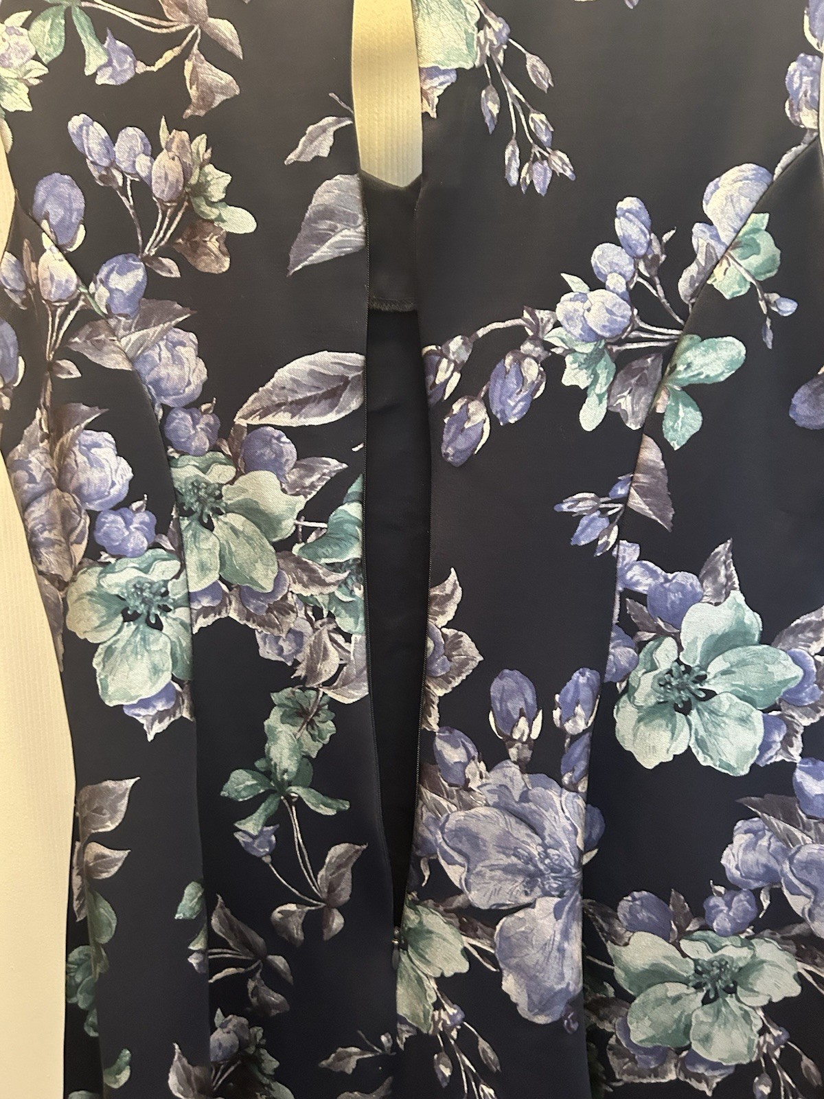 Roz & Ali Sleeveless A-Line Navy Blue Floral Dress – Knee Length | Size 12 New