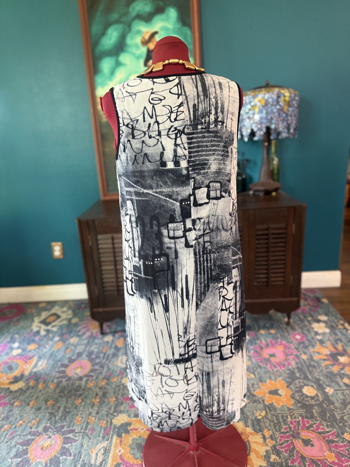 Simply Art By Dolcezza Black White graffiti “8 Directions To Take” Dress Large