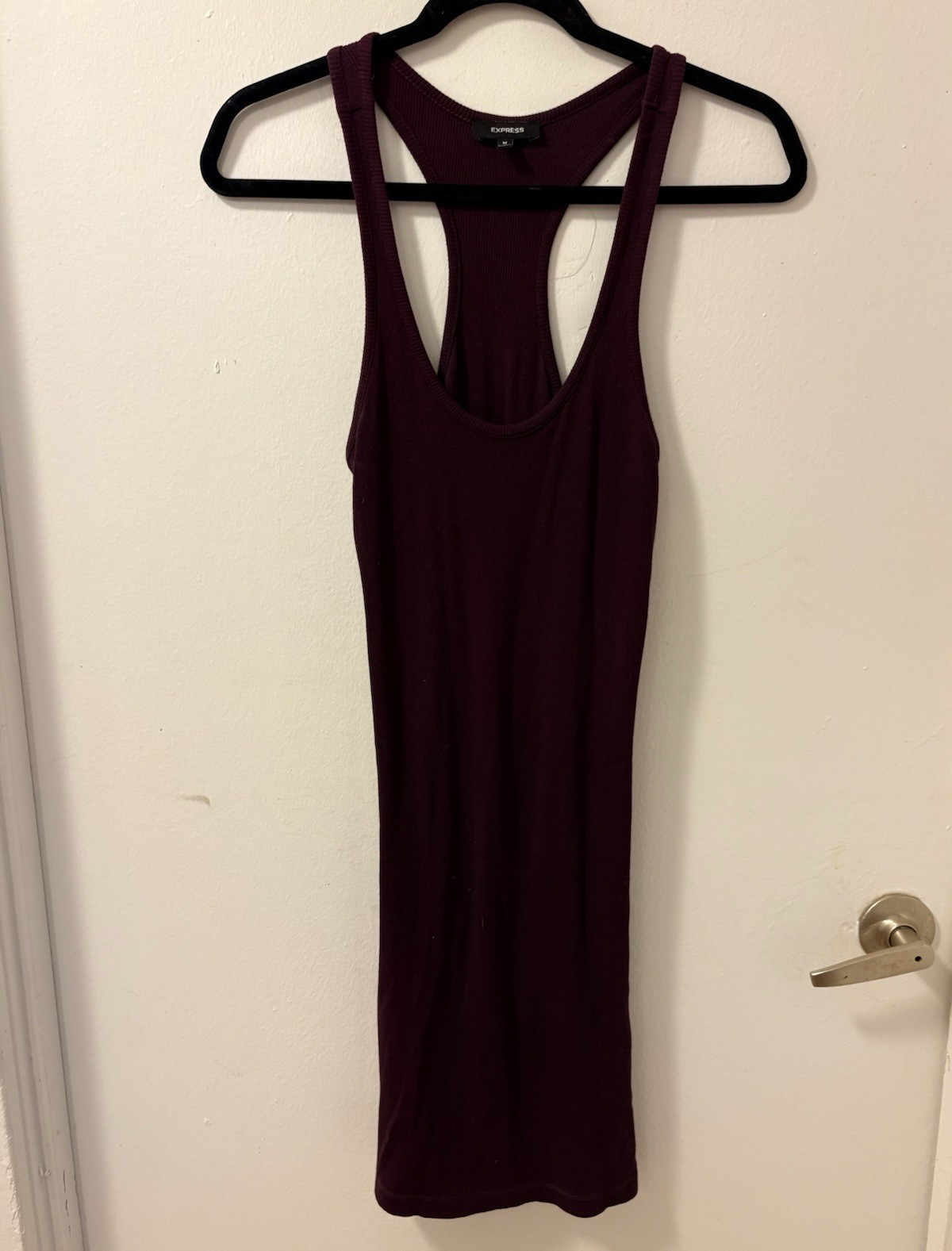 Women’s Express Tank Top M Burgundy Solid Knit Scoop Neck Racerback Stretch