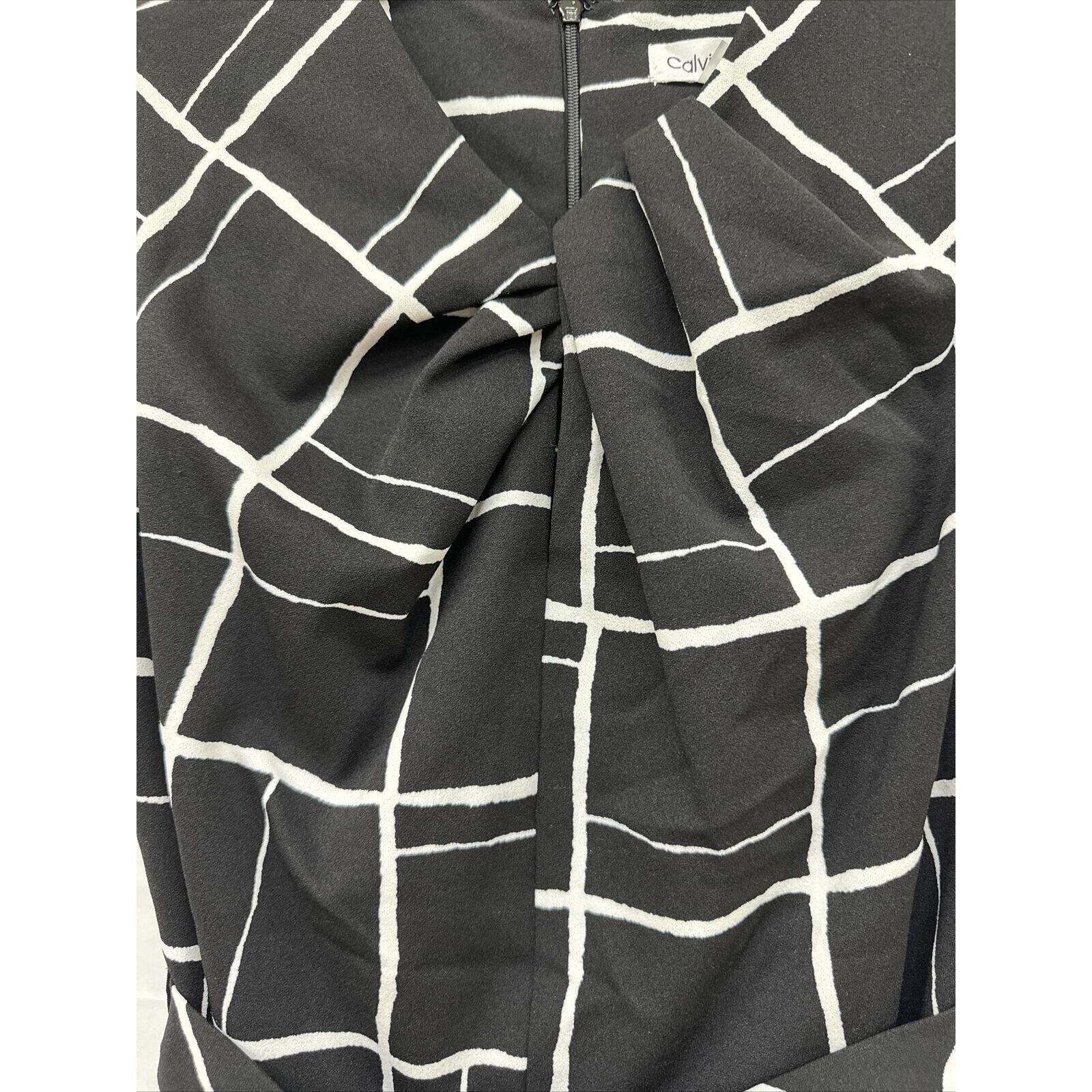 NWT Sz 6 Calvin Klein Black And White A Line Belted Dress. Ruched Keyhole Neck