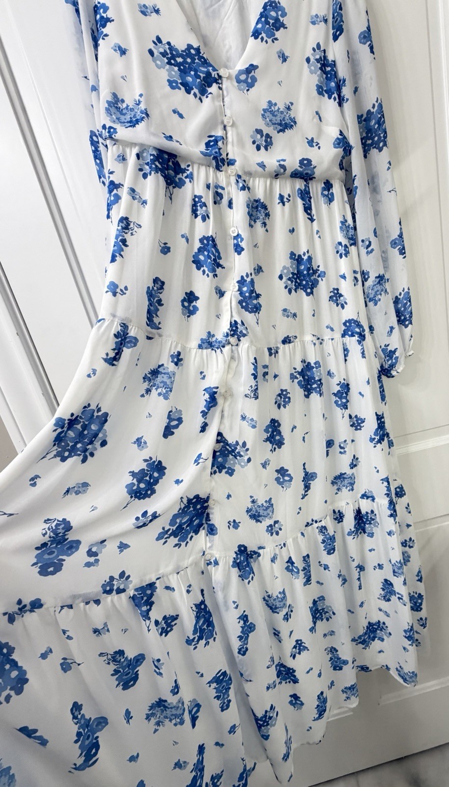 Sugarlips Blue White Floral Kissa Tiered Maxi Dress Button Down Long Sleeve Sz S