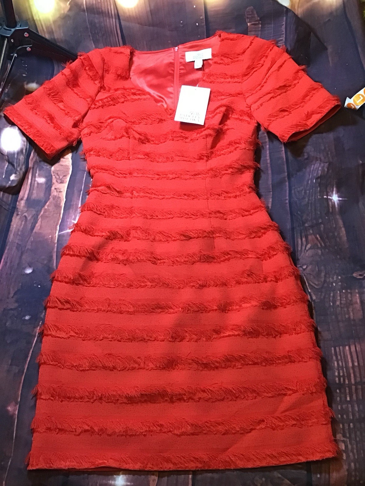 Belle Badgley Mischka Red V Neck Fringe Sheath Dress US 0 -NWT
