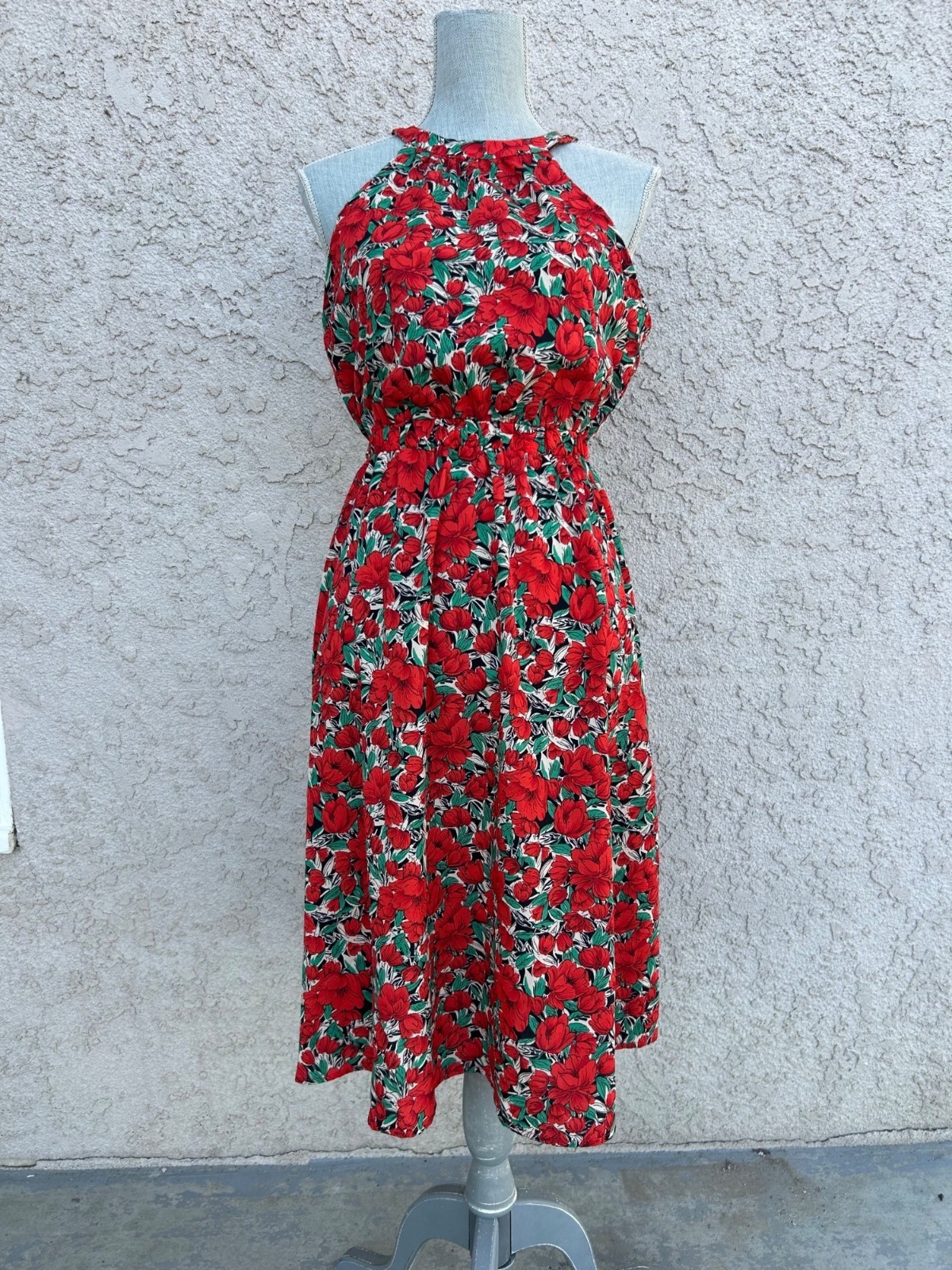 Red Floral Print High Neck Elastic Waist Knee Length Cocktail Dress – Small 4/6