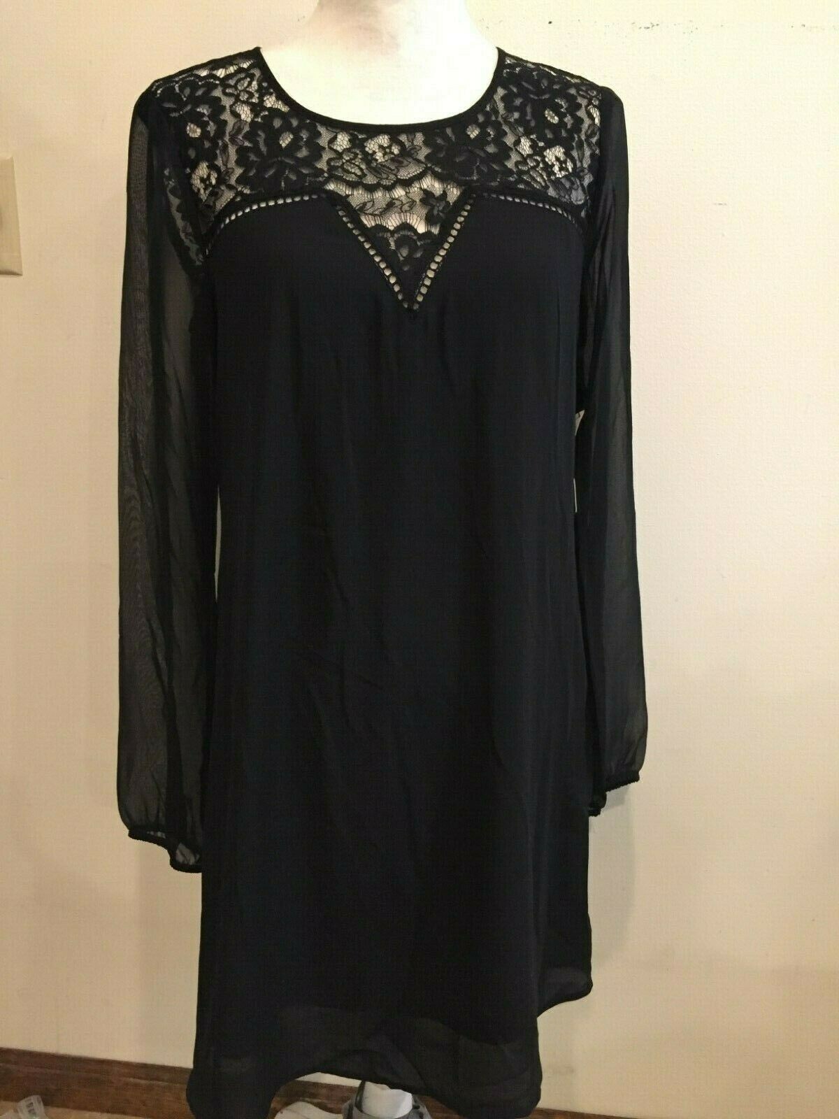 Decree Dress Medium Black lined Black Lace top Sheer sleeves tag $52, NWT