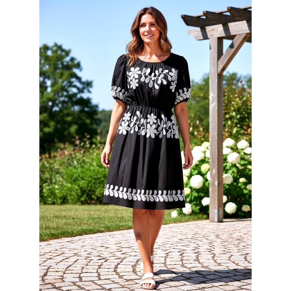 Embroidered Floral Cotton Mini Dress Womens XL Black White Stretch Waist – NWT