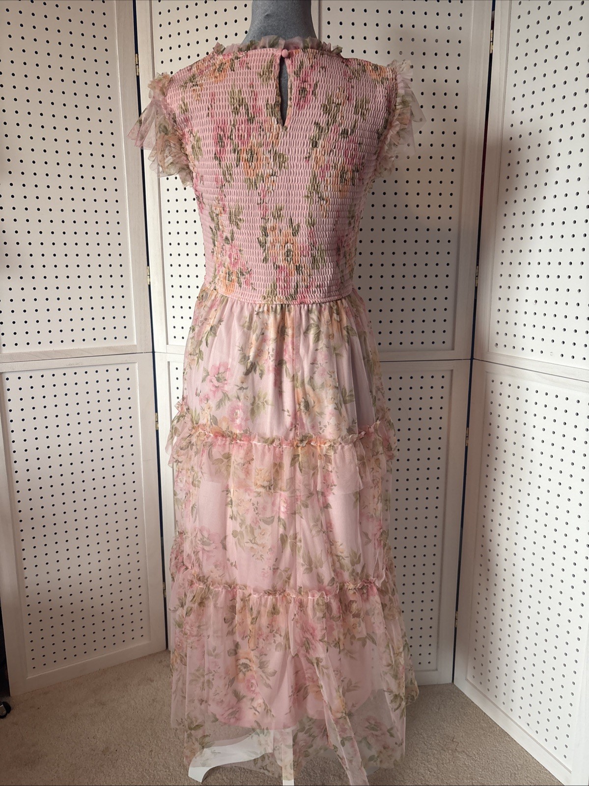 STUNNING ByThe River Pink Full Length Sleeveless Chiffon Dress, Button Neck Sz L
