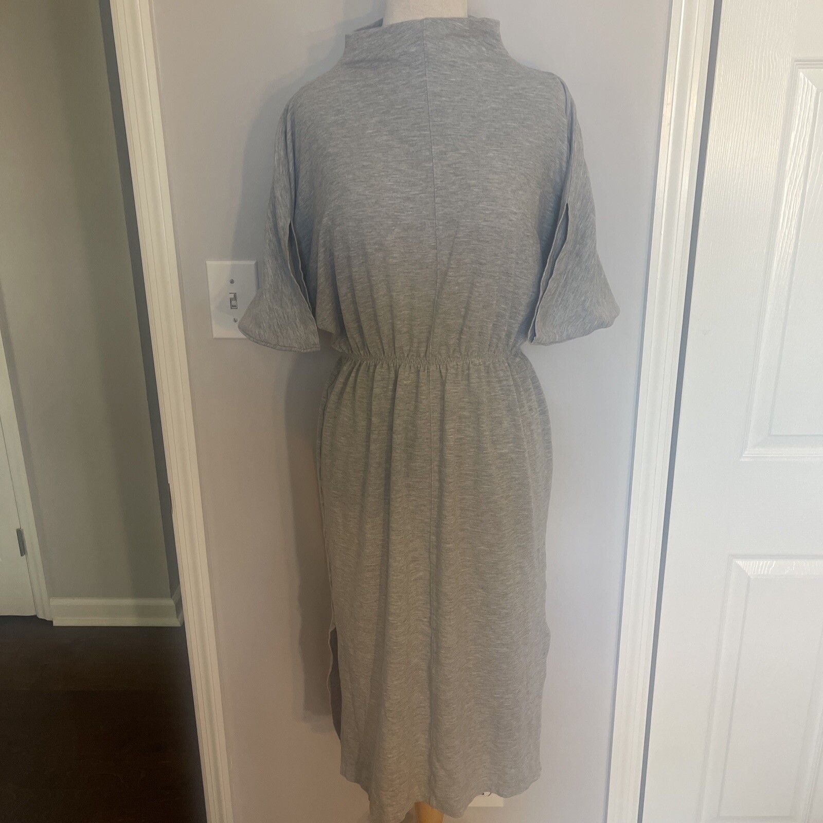 women’s Prologue Gray sz S knit pull on dress side slits Elastic waist Tie Belt
