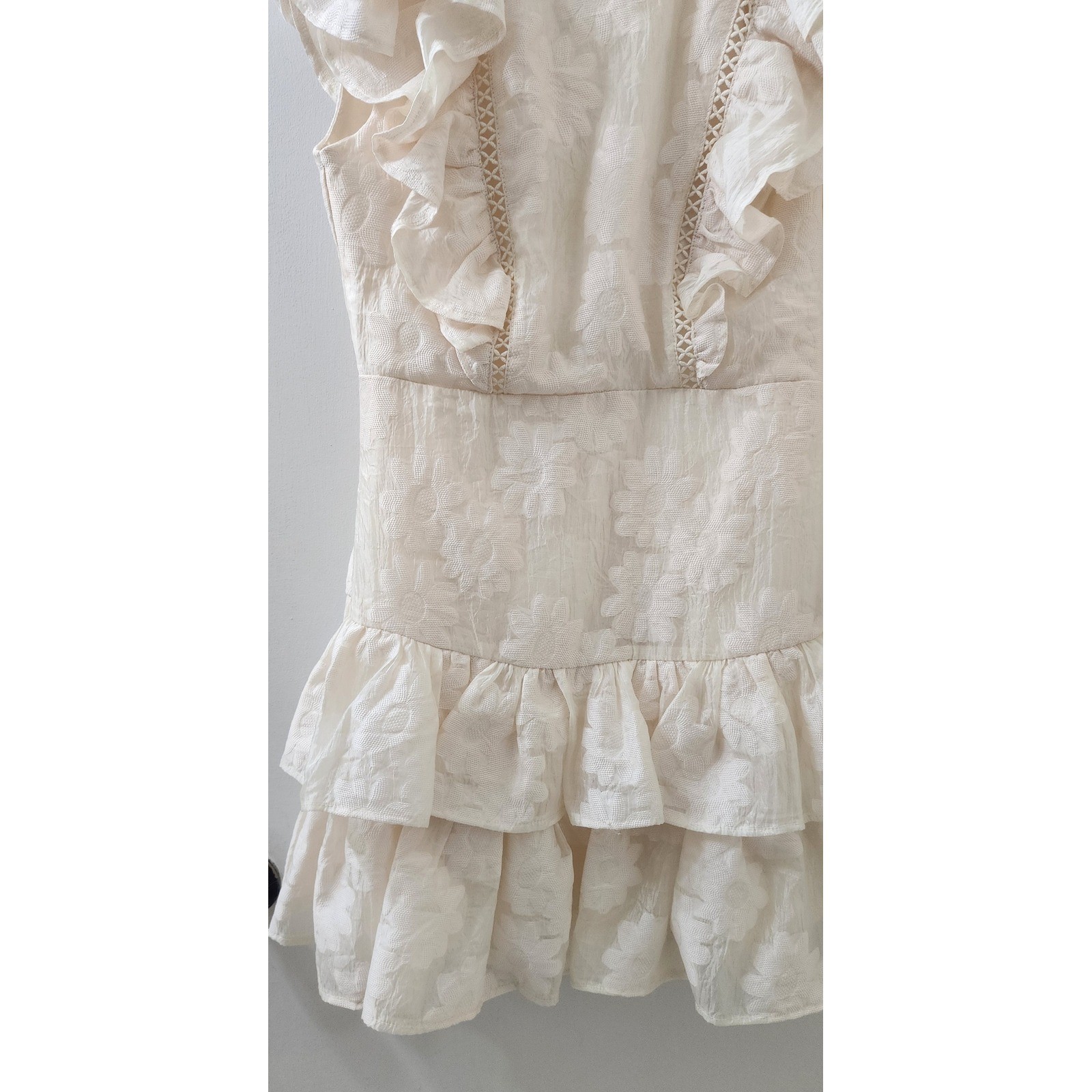 Arose Studio Cream Floral Jacquard Ruffle Mini Dress Medium NWT Ladder Lace Trim