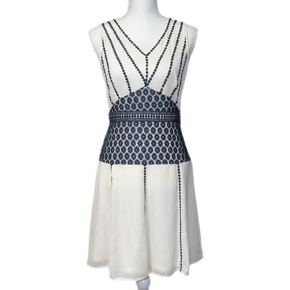 Ryu – Sheer Crocheted Appliqué Party Dress – Size Small