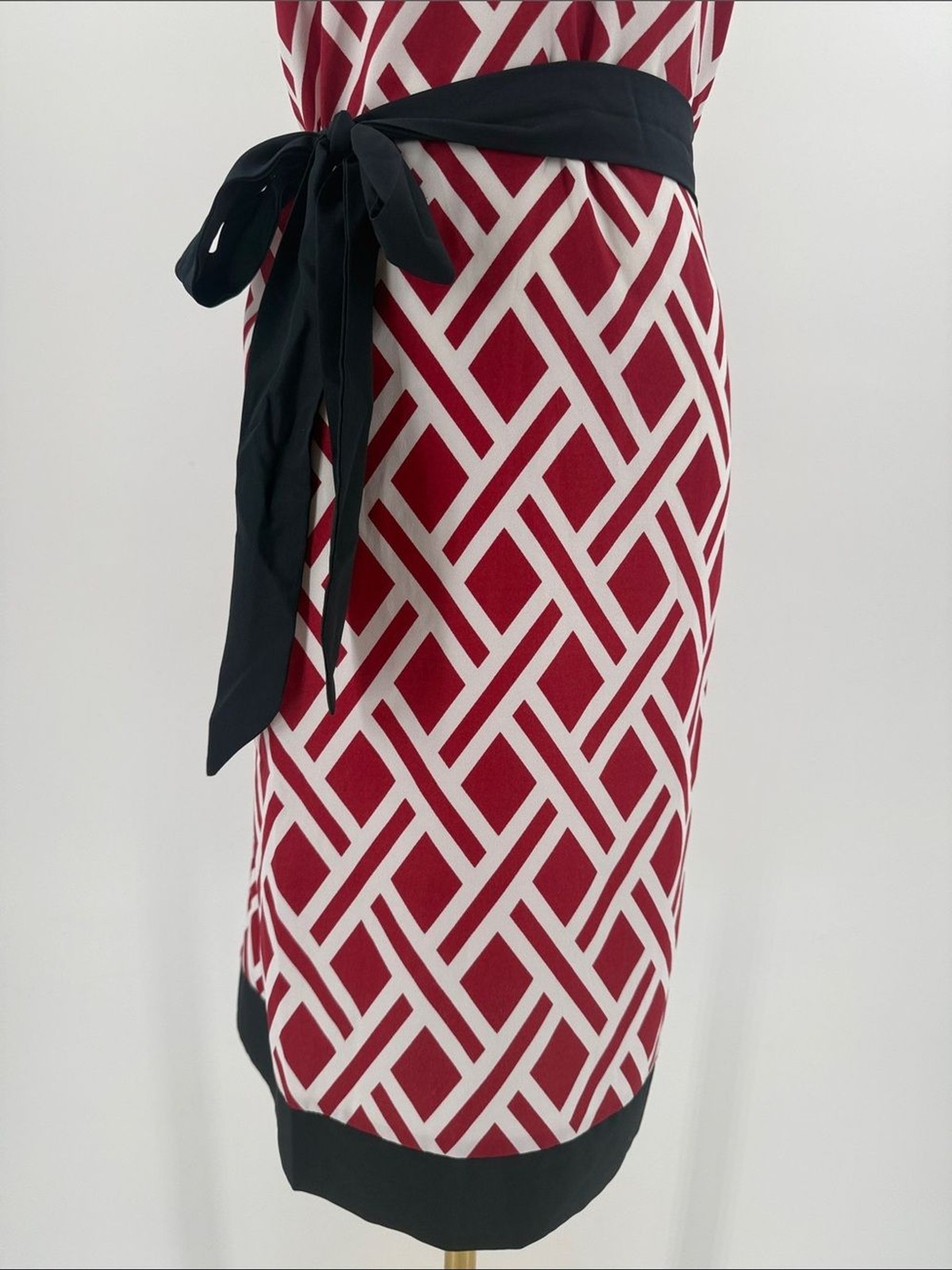 Sleeveless Red Geometric Midi Dress with navy Trim