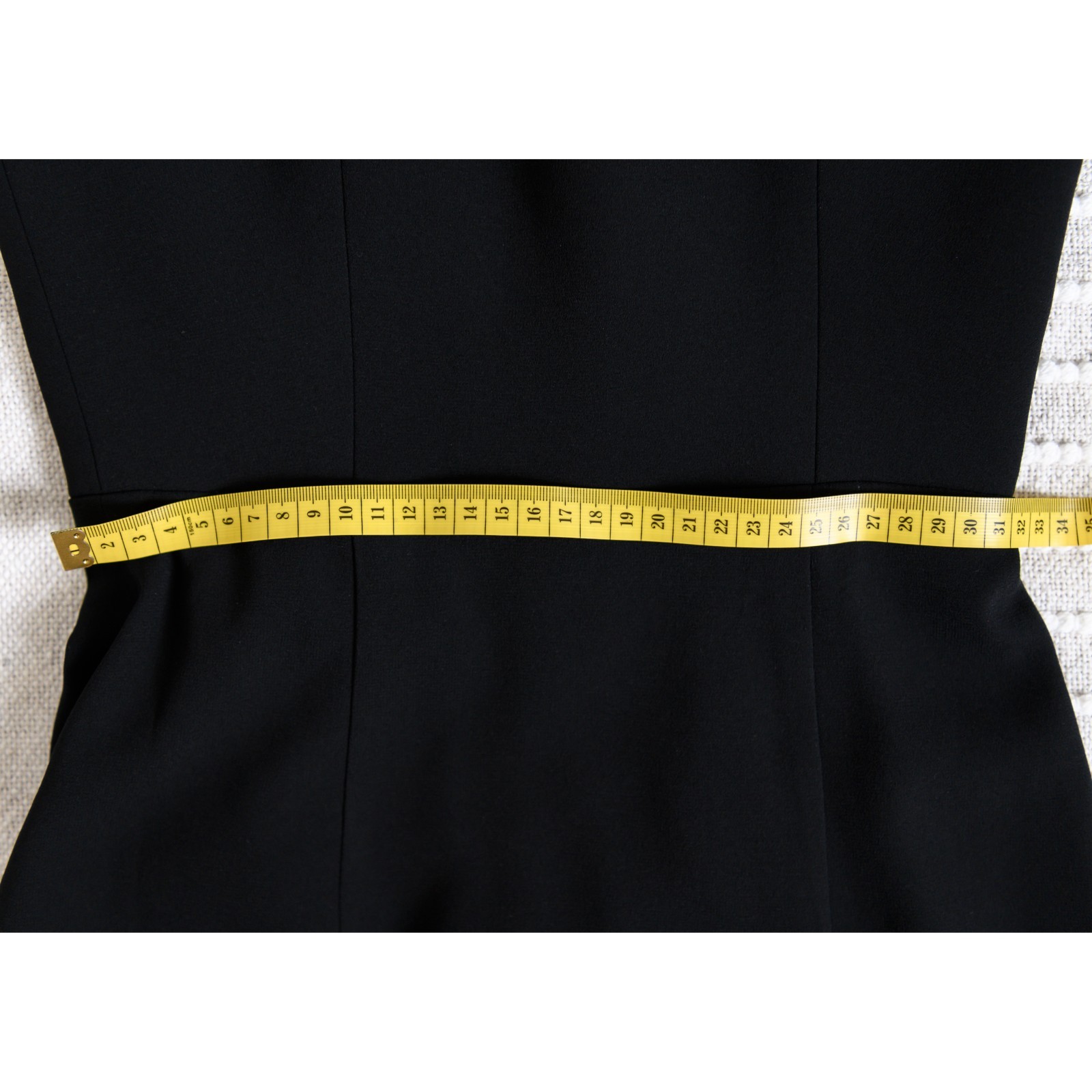 Alex Perry Jolie Dres – Size AU 6 Black One Shoulder Long Sleeve Asymmetric Gown