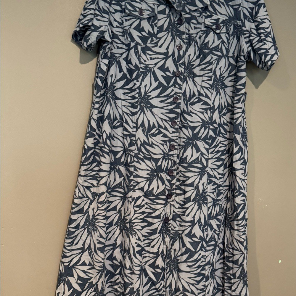 Essentials Blue and White Notched Collar Resort Dress