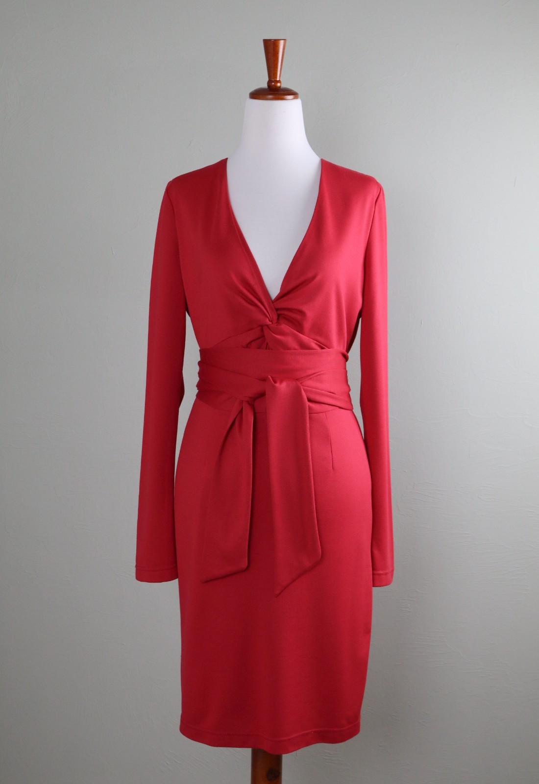 LDT $215 Solid Red Soft Stretch Tie Waist Knotted Belted Pencil Dress Size 8
